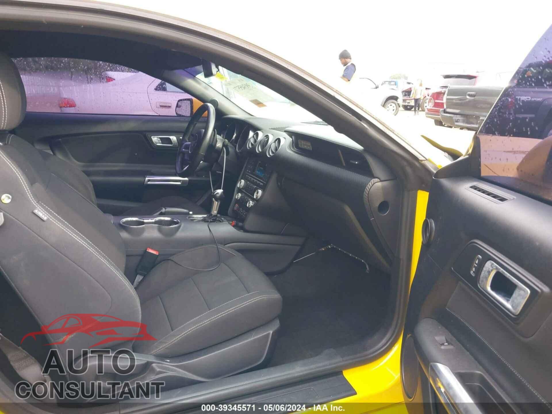 FORD MUSTANG 2017 - 1FA6P8AM4H5286185