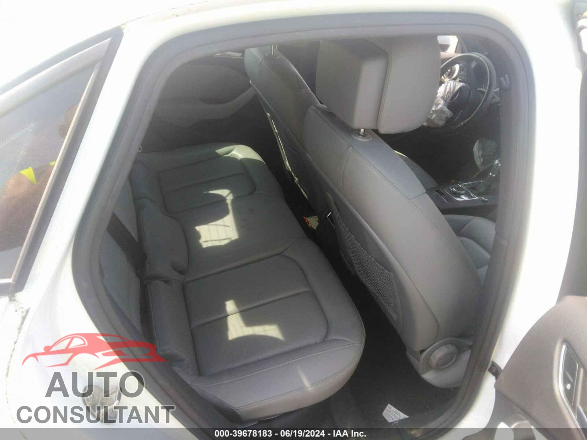 AUDI A3 2017 - WAUB8GFF3H1069550