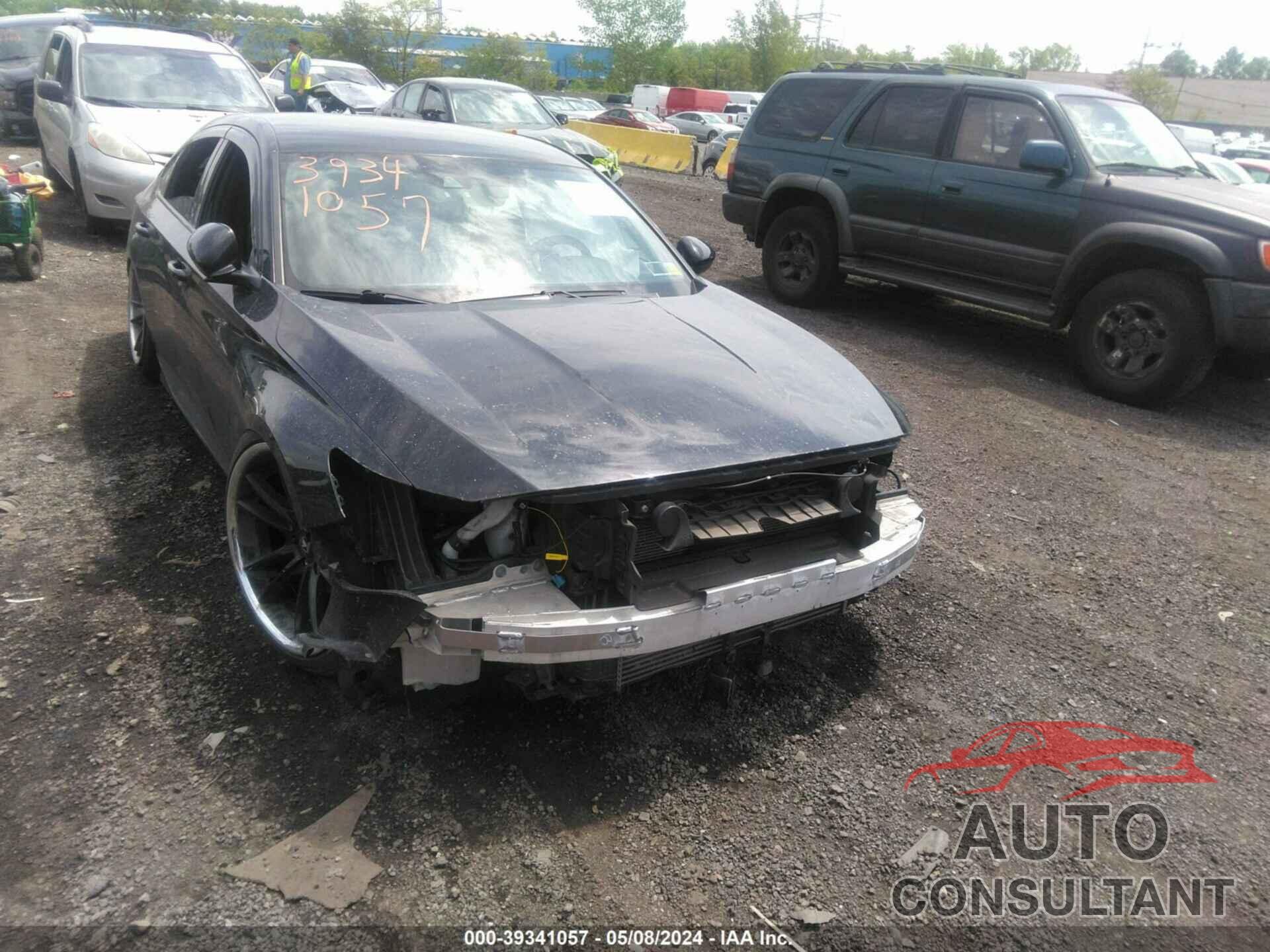 HONDA ACCORD 2019 - 1HGCV1F33KA037239