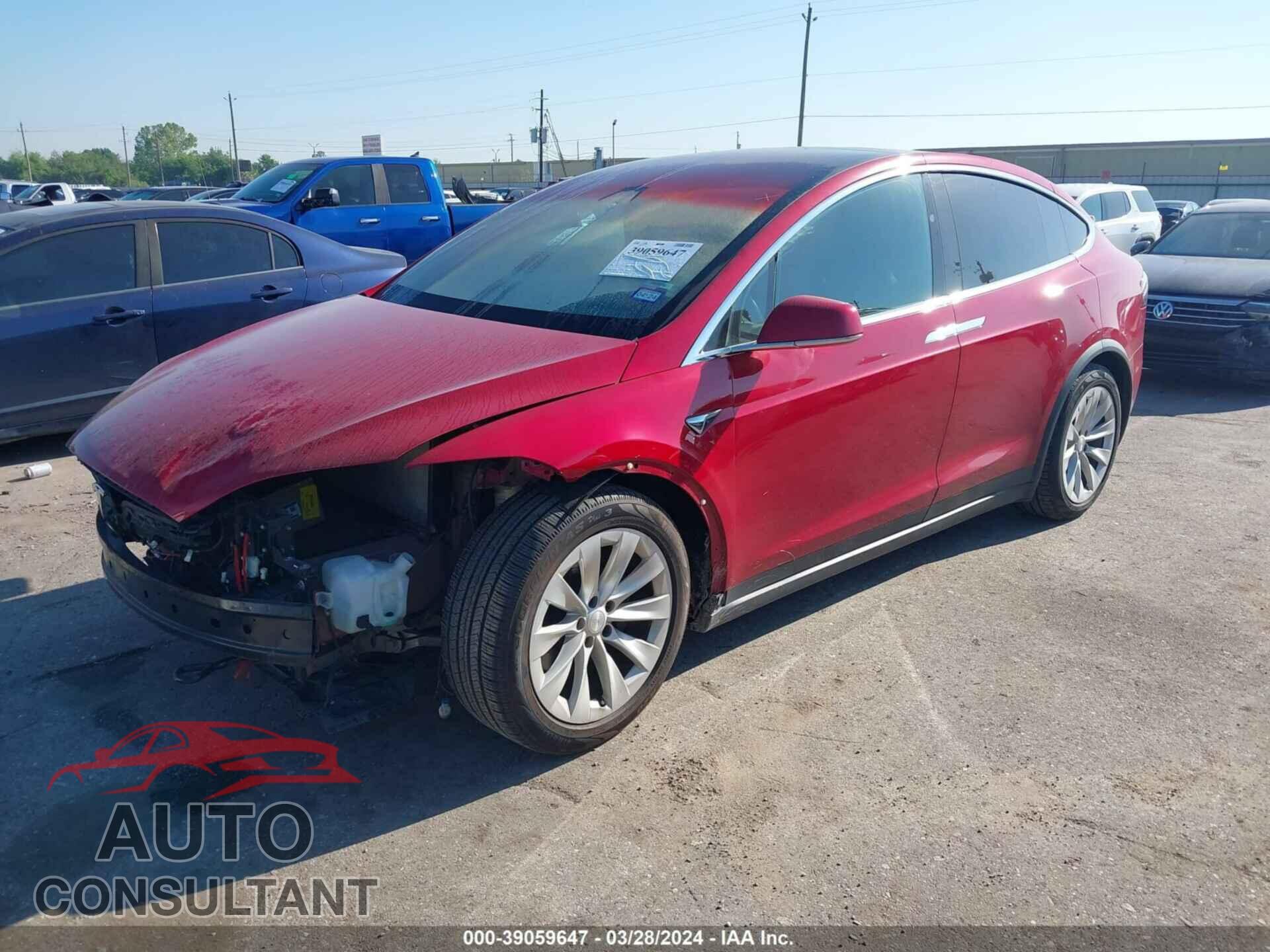 TESLA MODEL X 2017 - 5YJXCBE25HF050000