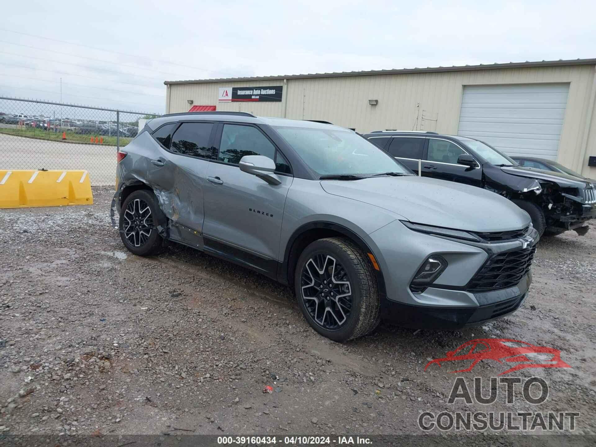 CHEVROLET BLAZER 2023 - 3GNKBKRS4PS147287