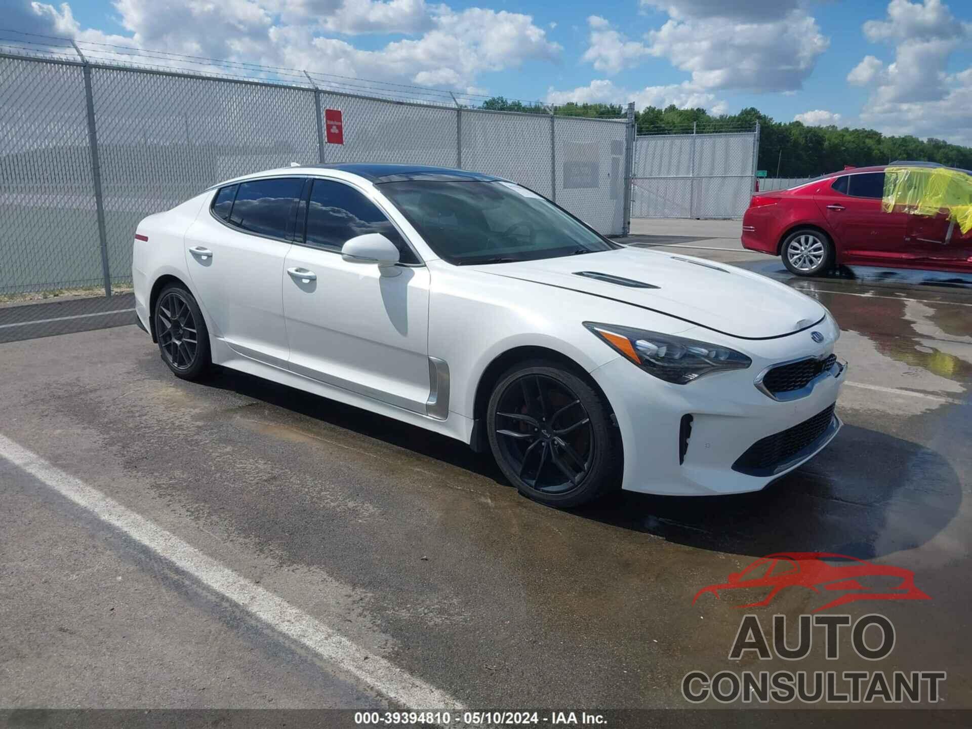 KIA STINGER 2018 - KNAE25LA9J6015576