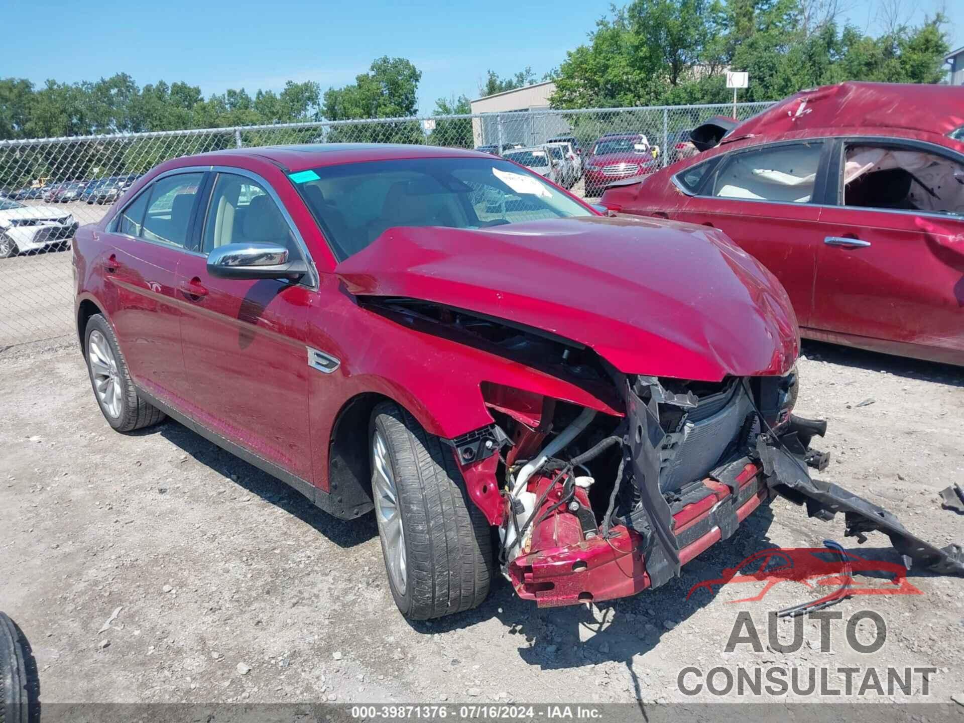 FORD TAURUS 2017 - 1FAHP2F82HG120950