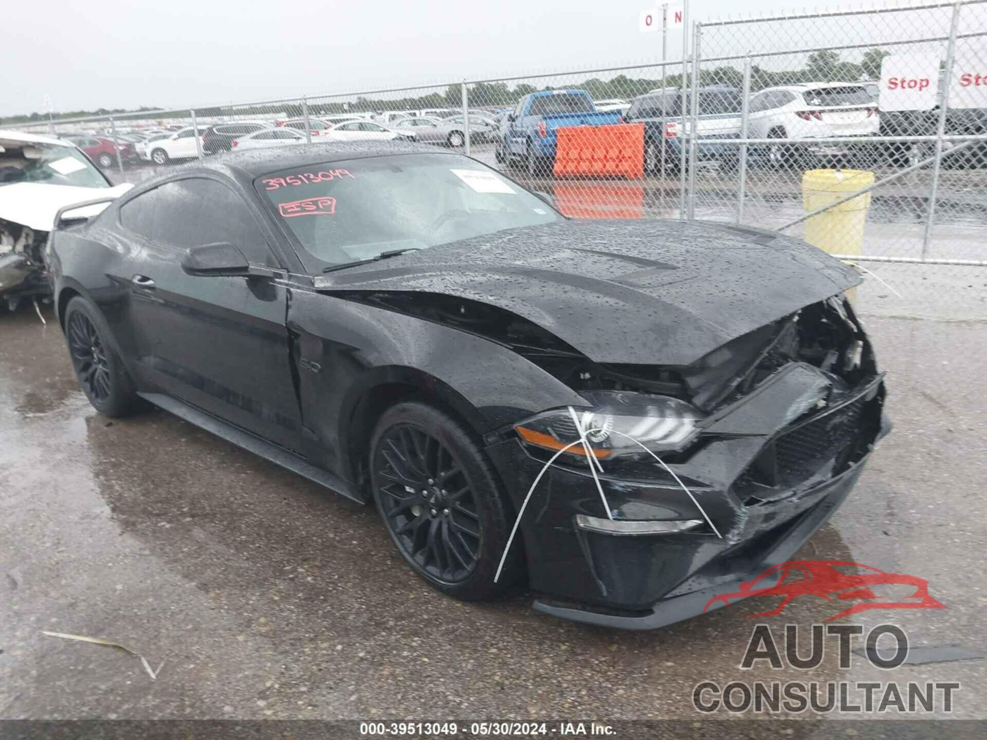 FORD MUSTANG 2018 - 1FA6P8CF1J5185576