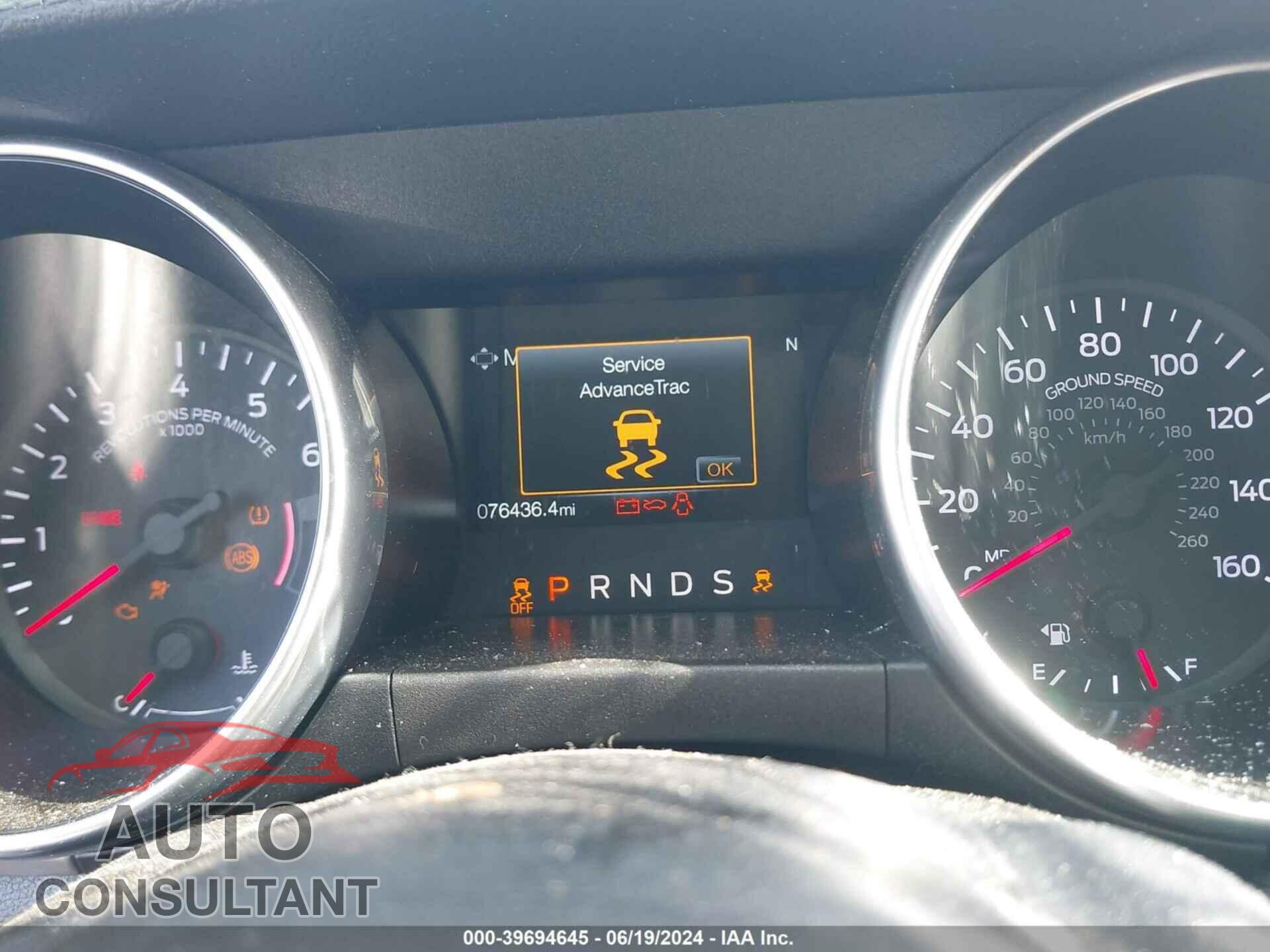 FORD MUSTANG 2018 - 1FA6P8TH9J5176710
