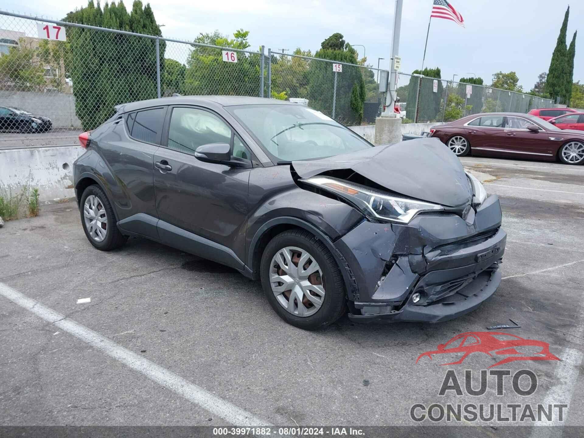 TOYOTA C-HR 2019 - JTNKHMBX8K1012084