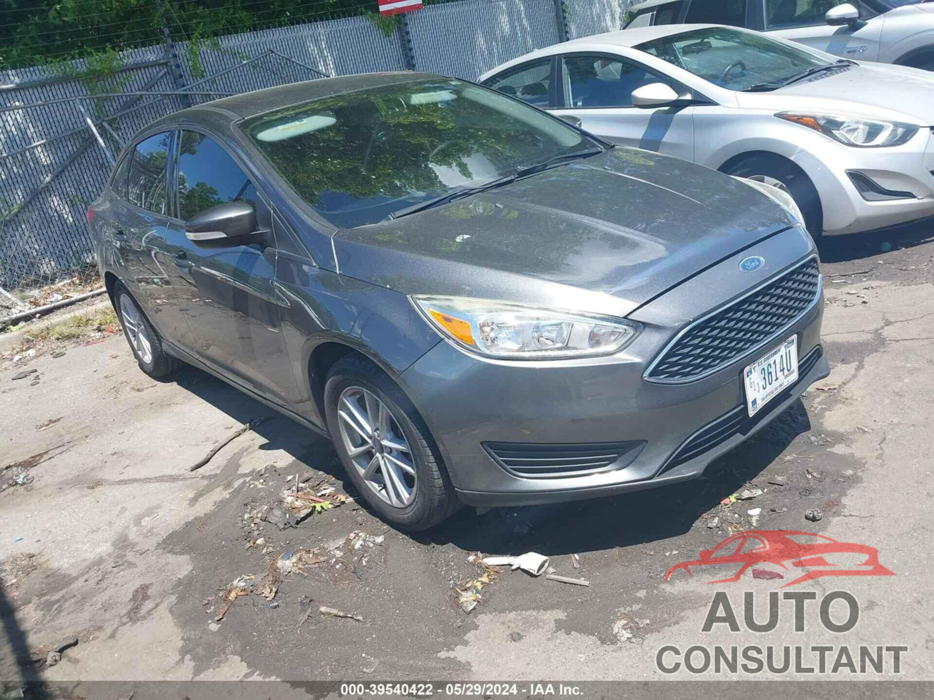 FORD FOCUS 2017 - 1FADP3F23HL292184