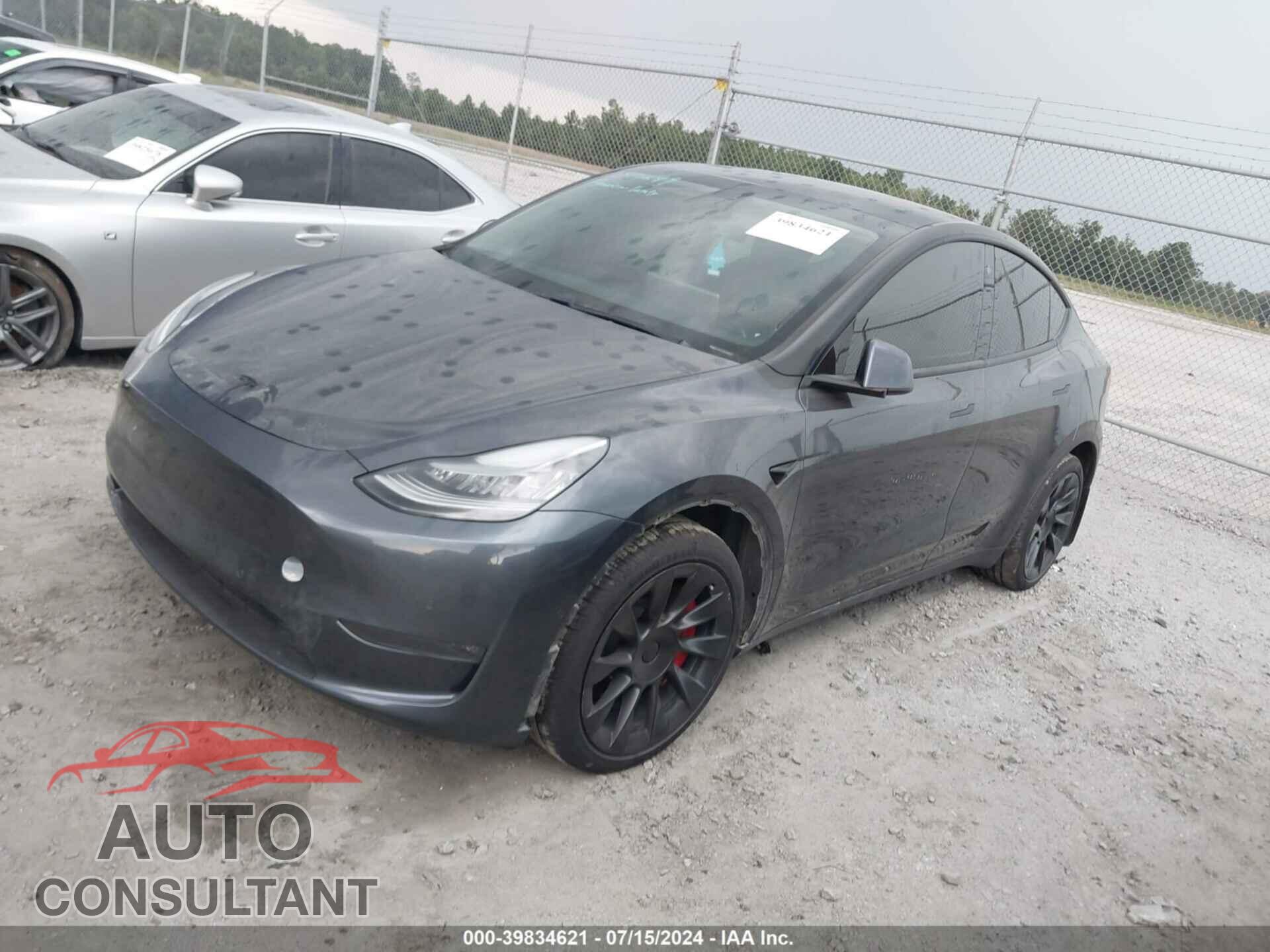 TESLA MODEL Y 2021 - 5YJYGDEEXMF080652