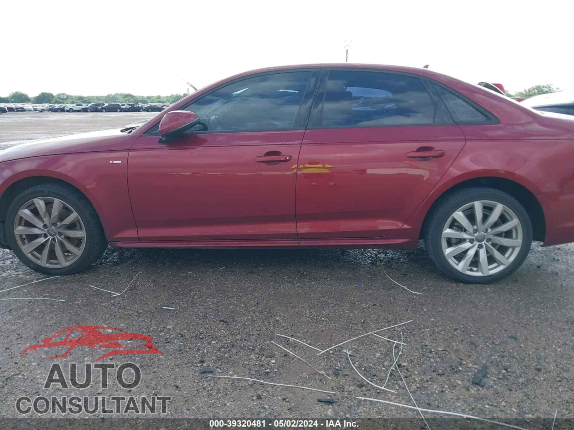 AUDI A4 2018 - WAUKMAF43JA122387