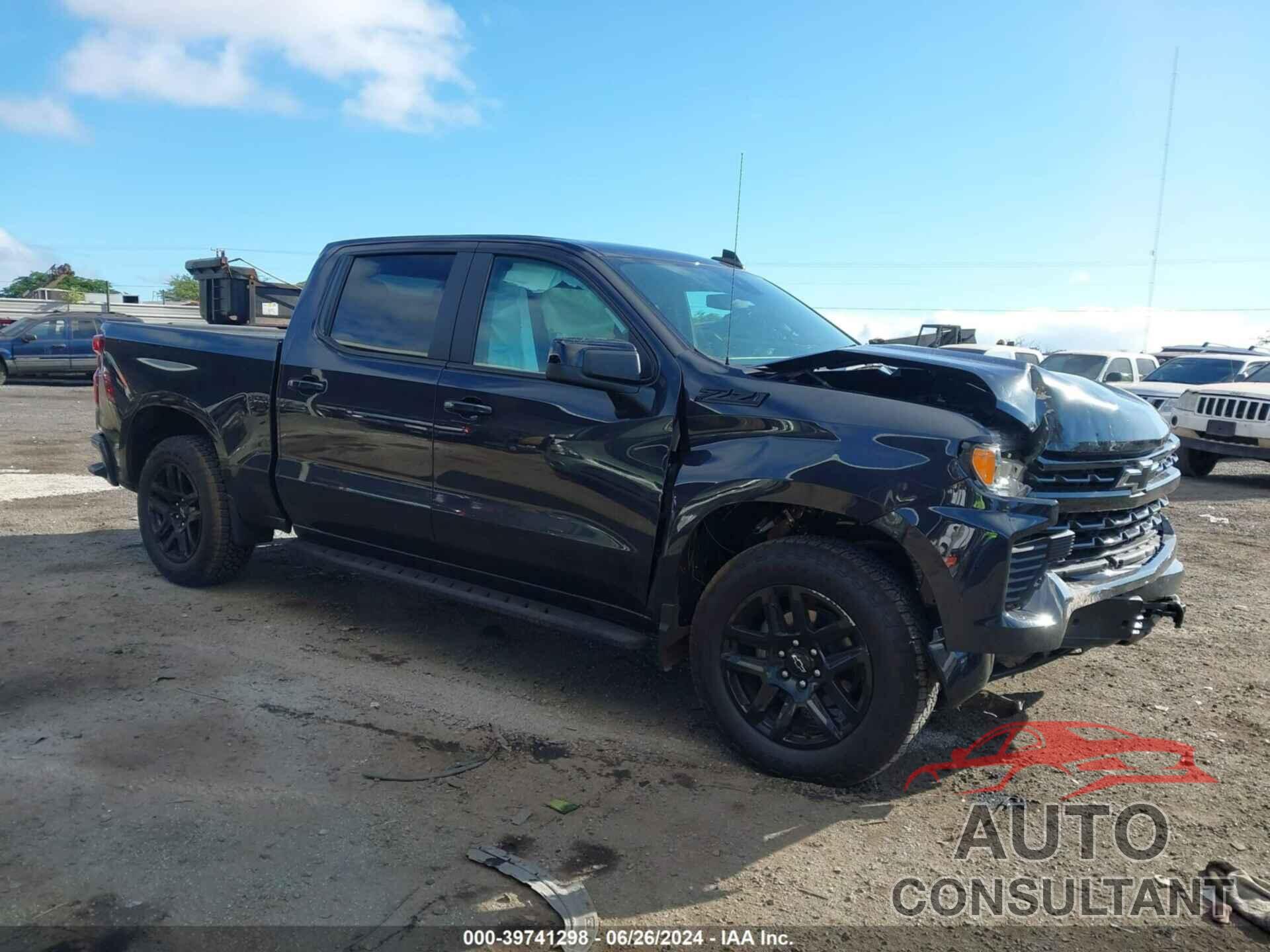 CHEVROLET SILVERADO 1500 2023 - 1GCUDEE88PZ274389