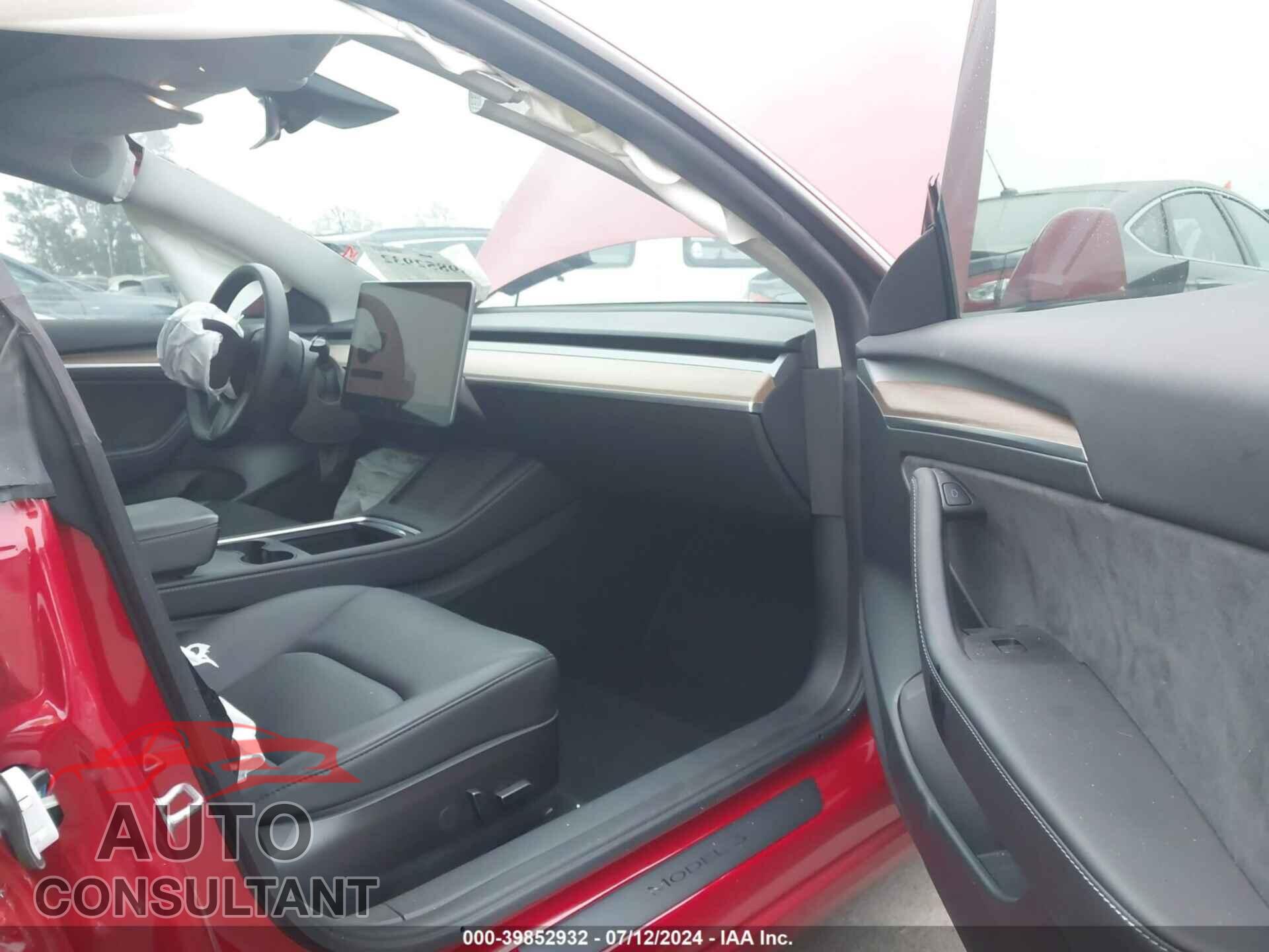 TESLA MODEL 3 2023 - 5YJ3E1EA5PF491005
