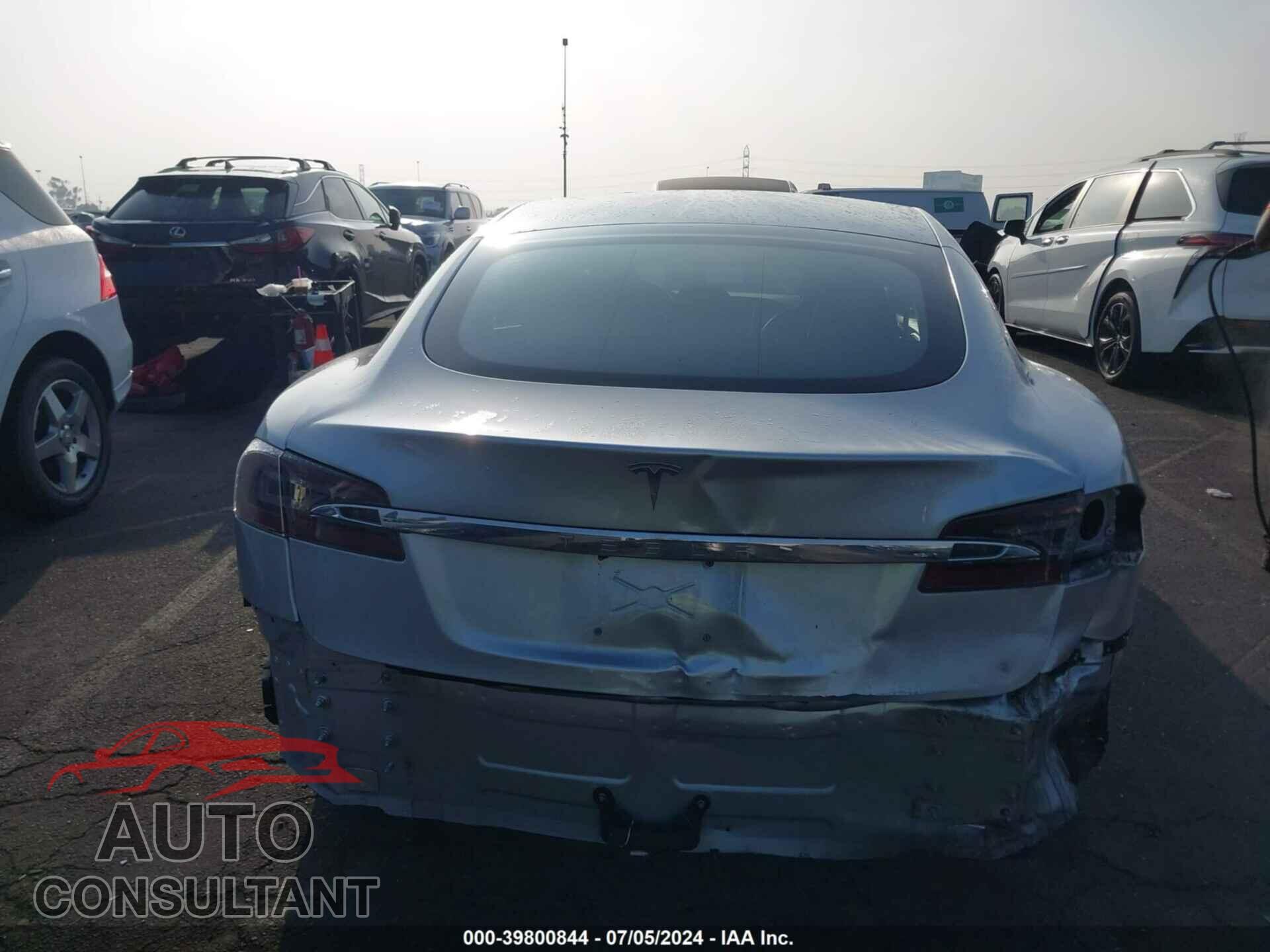 TESLA MODEL S 2017 - 5YJSA1E25HF176416