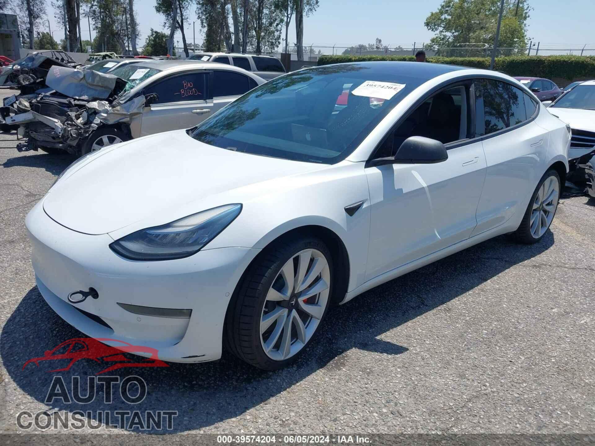 TESLA MODEL 3 2018 - 5YJ3E1EB1JF084301