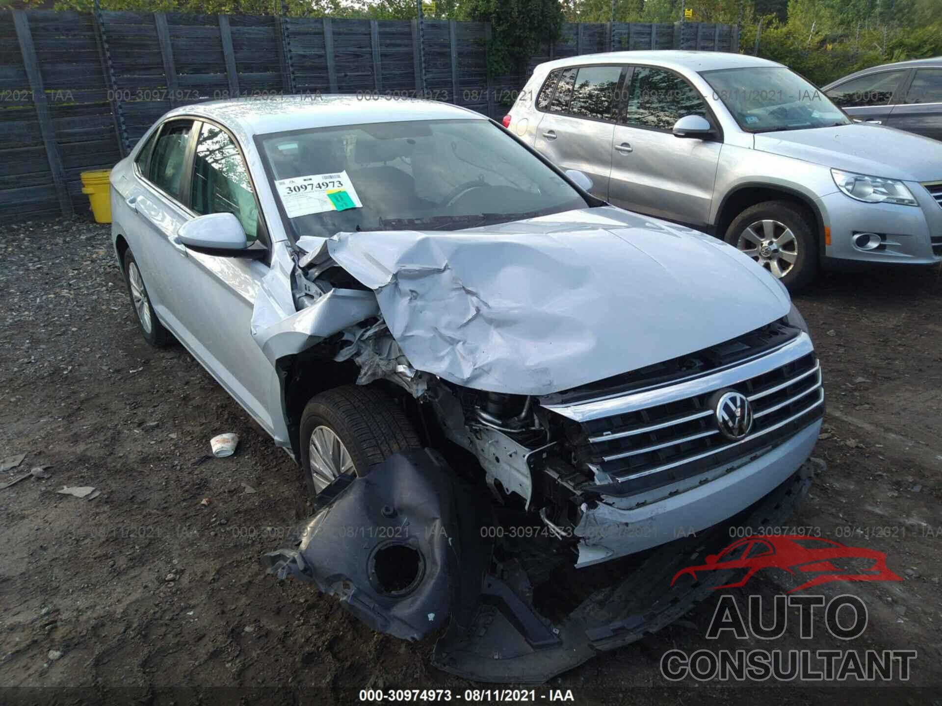 VOLKSWAGEN JETTA 2019 - 3VWC57BU8KM058930