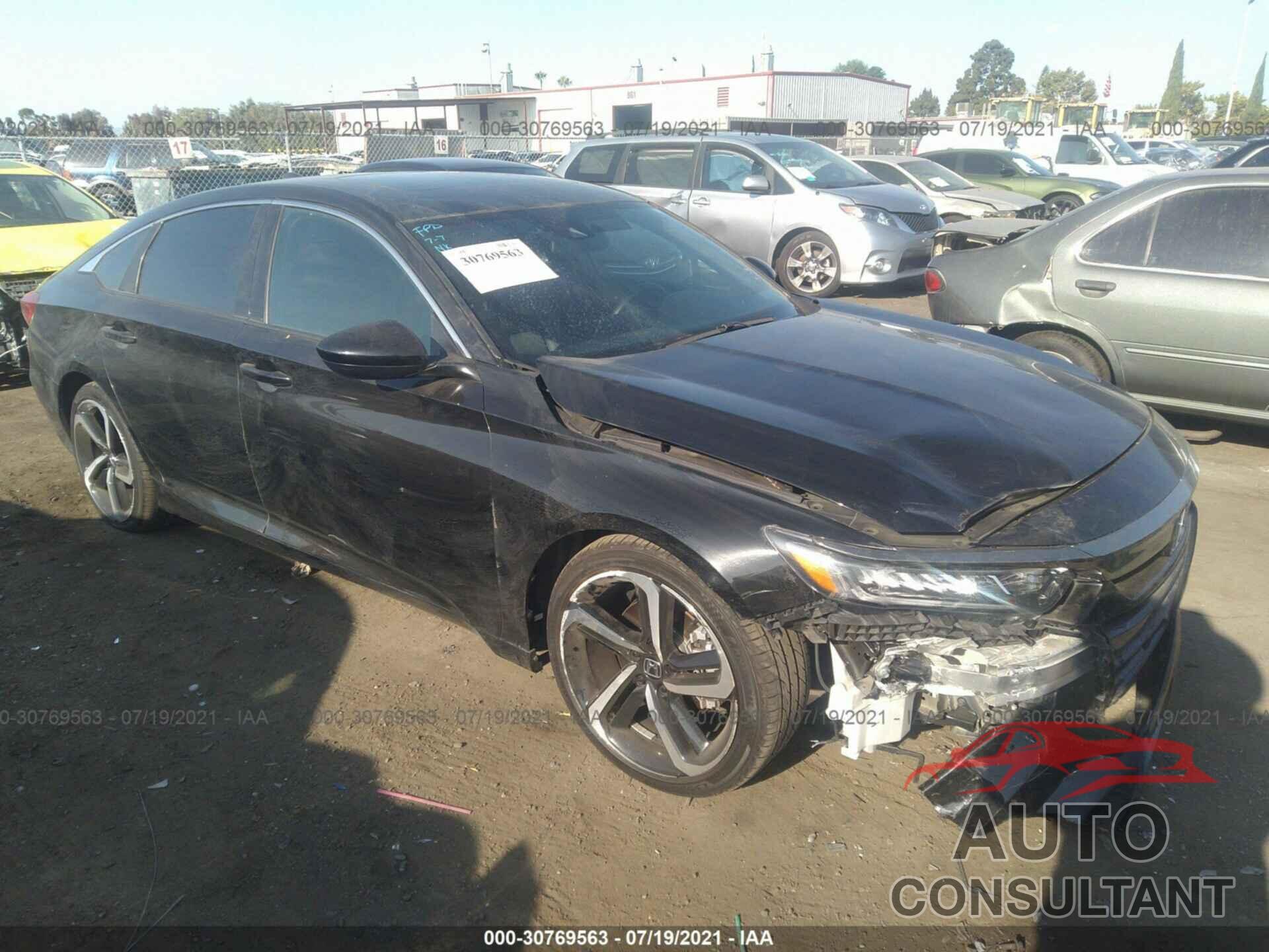 HONDA ACCORD SEDAN 2018 - 1HGCV2F35JA041474