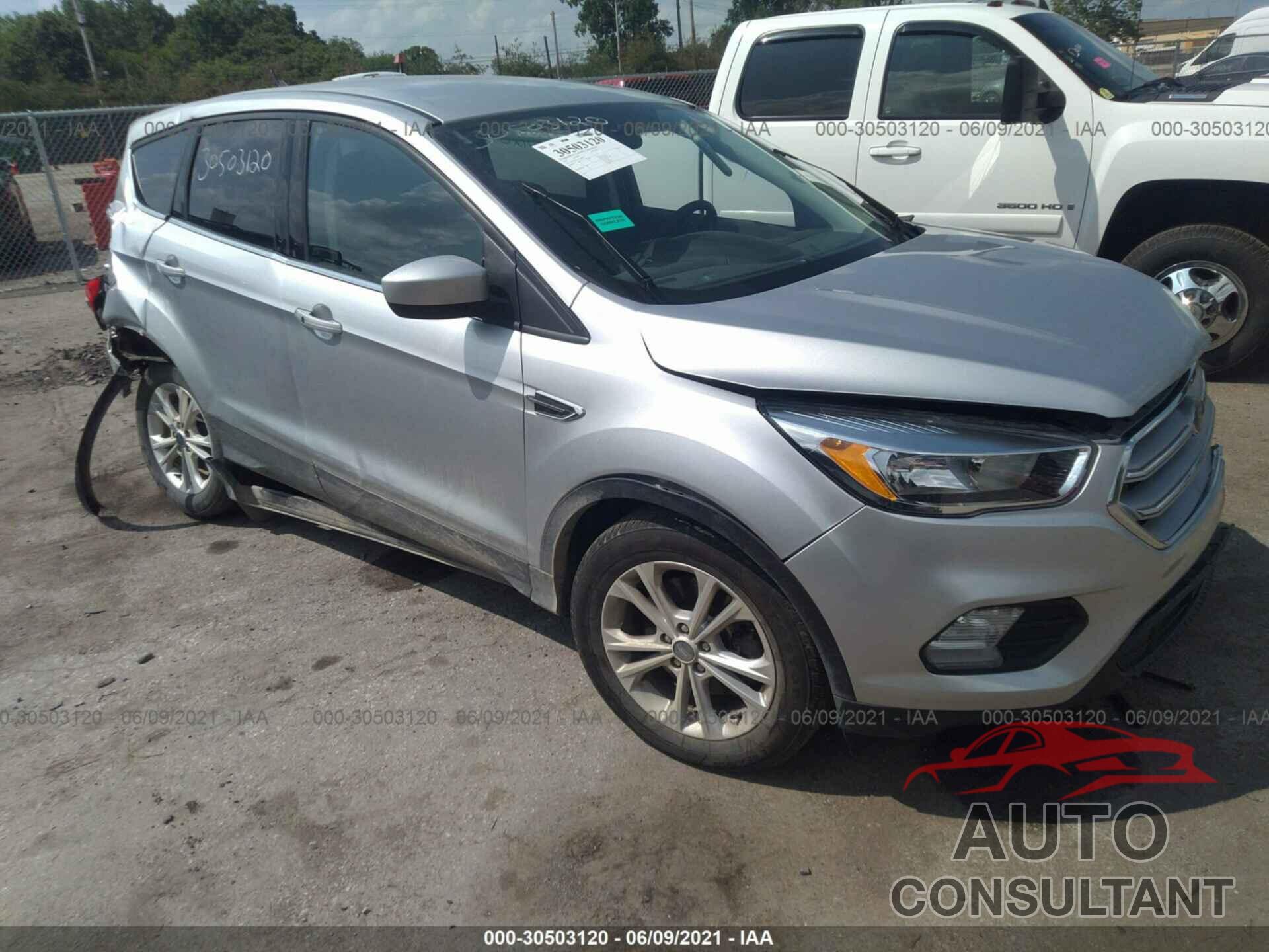 FORD ESCAPE 2019 - 1FMCU9G91KUC08437