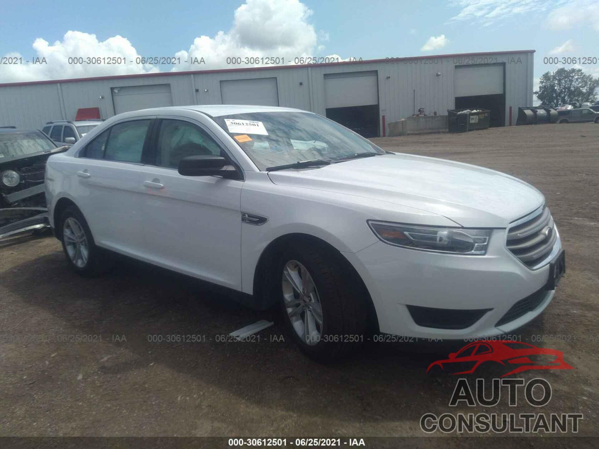 FORD TAURUS 2018 - 1FAHP2D89JG133350