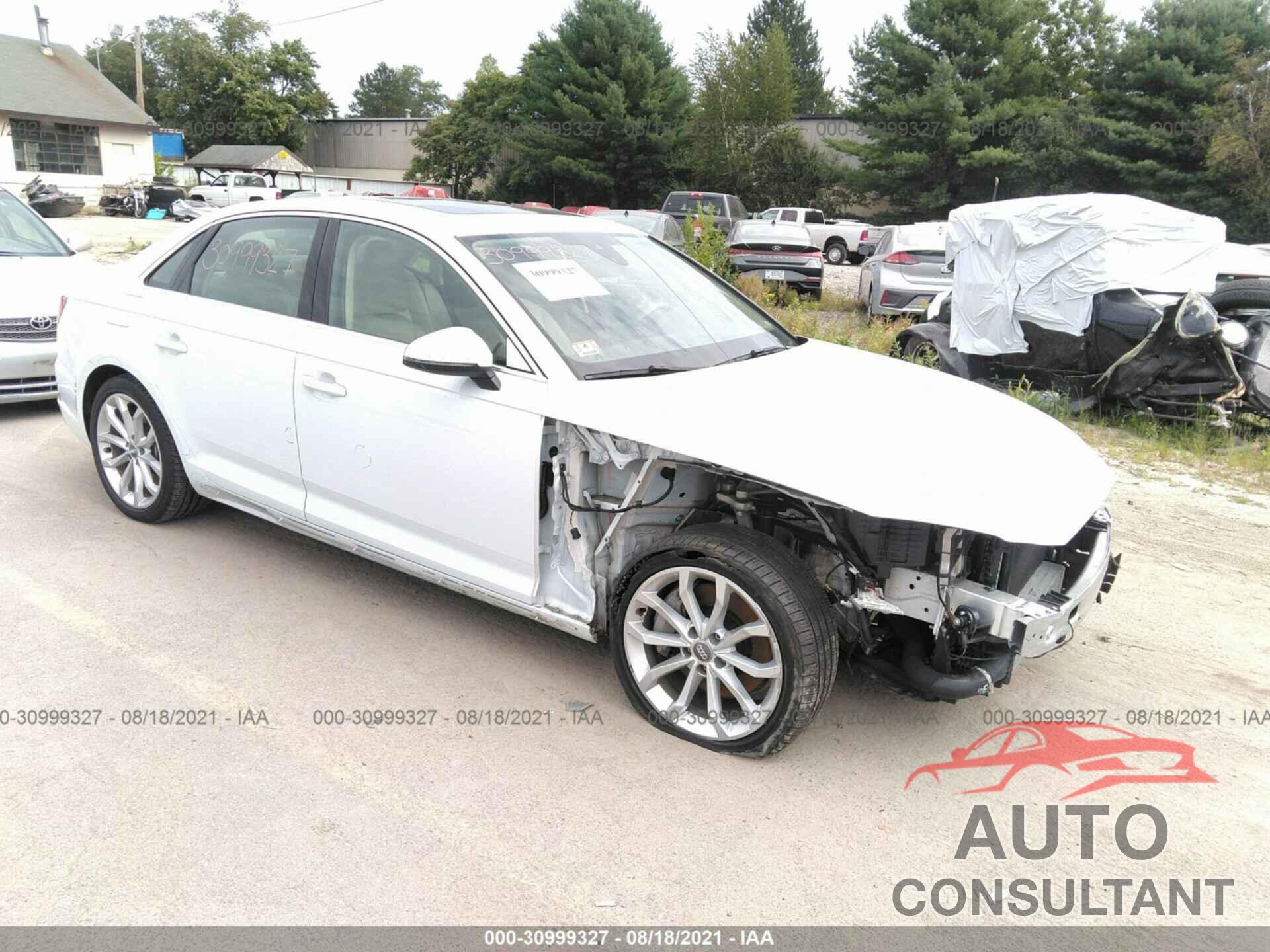 AUDI A4 2019 - WAUDNAF41KA118474