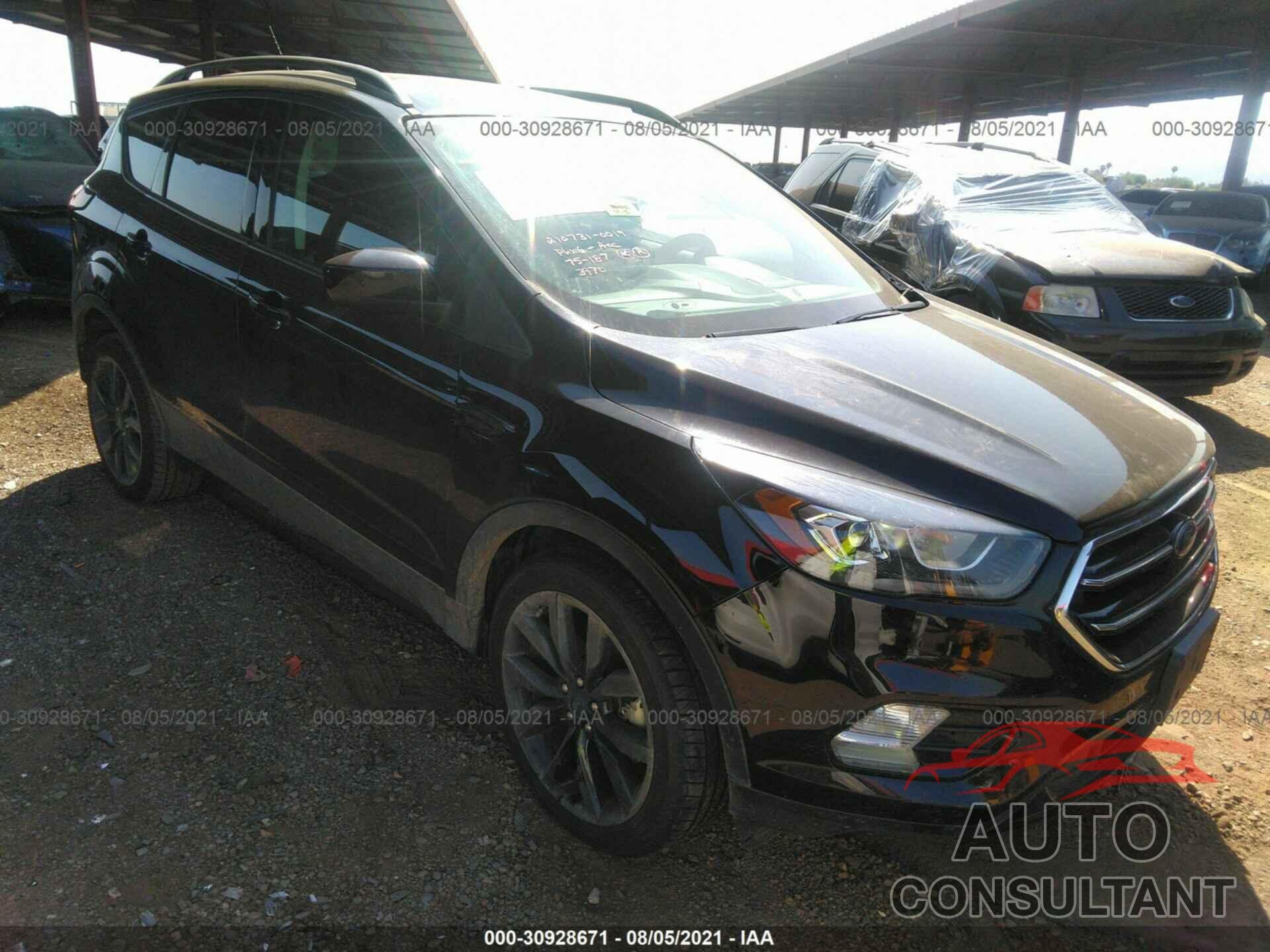 FORD ESCAPE 2019 - 1FMCU9GD6KUB63970