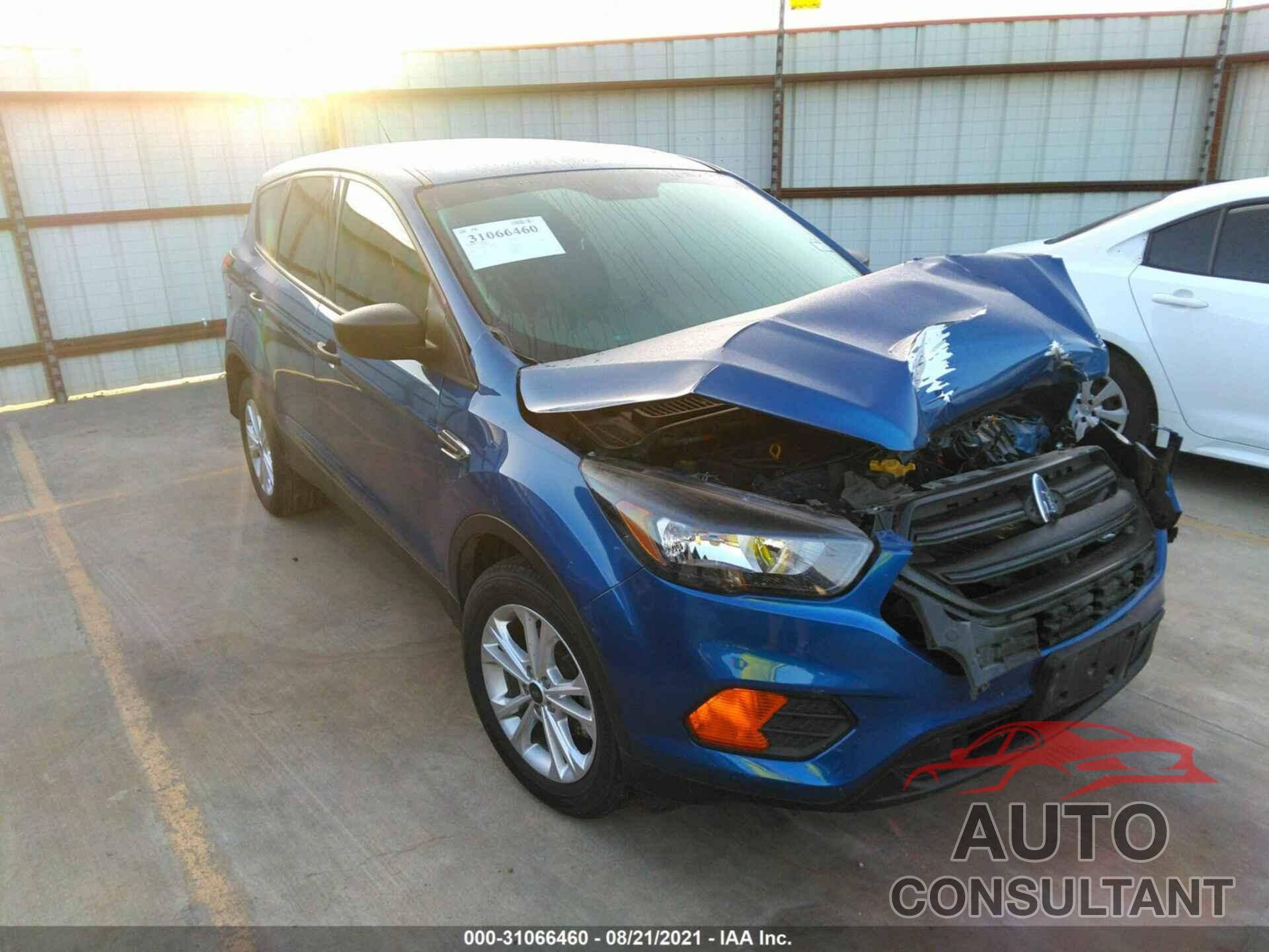 FORD ESCAPE 2019 - 1FMCU0F72KUB77825