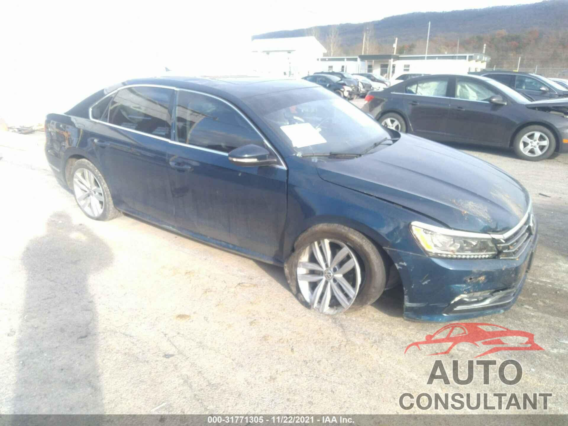 VOLKSWAGEN PASSAT 2018 - 1VWBA7A33JC008033