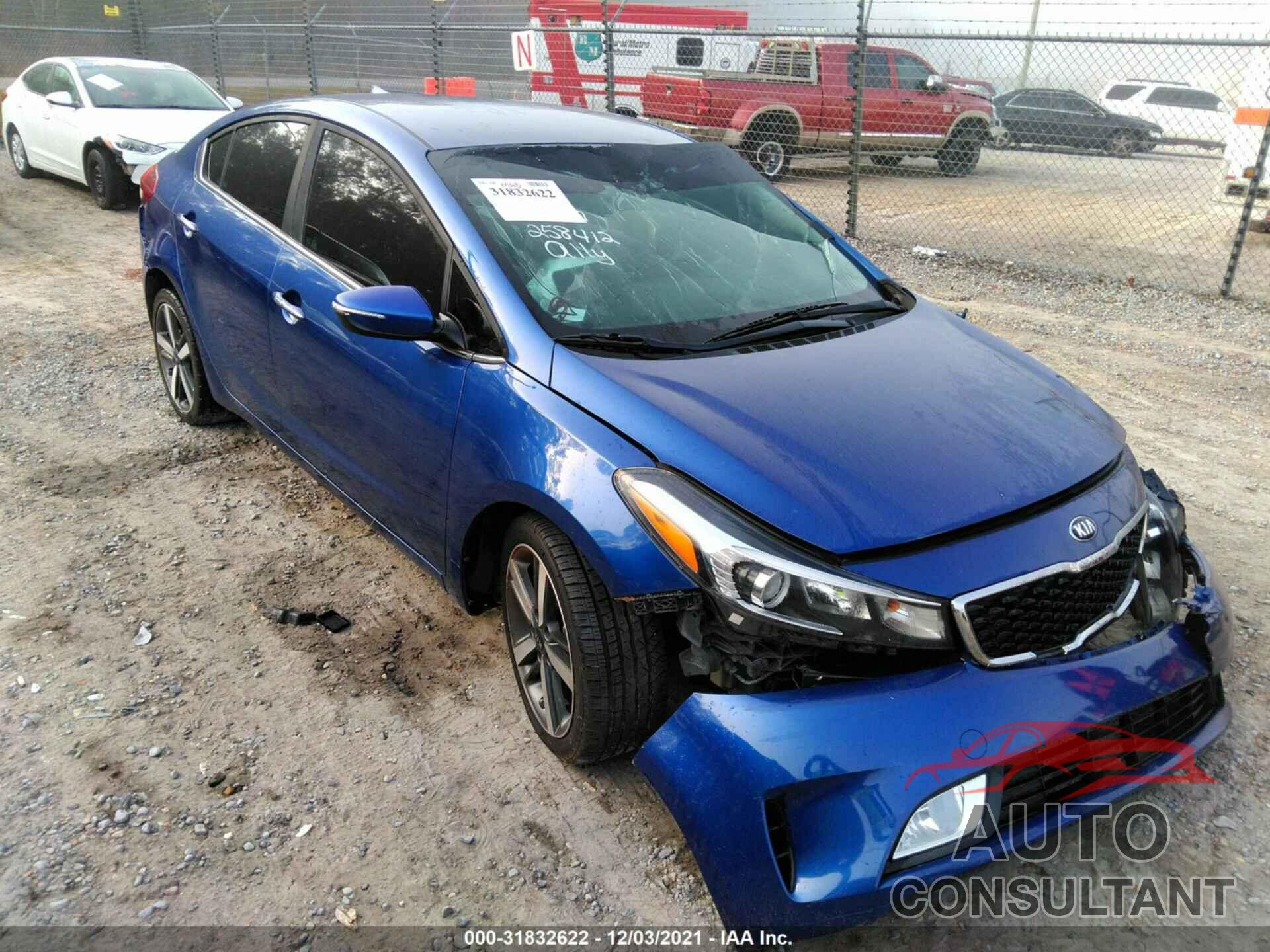 KIA FORTE 2018 - 3KPFL4A89JE258412