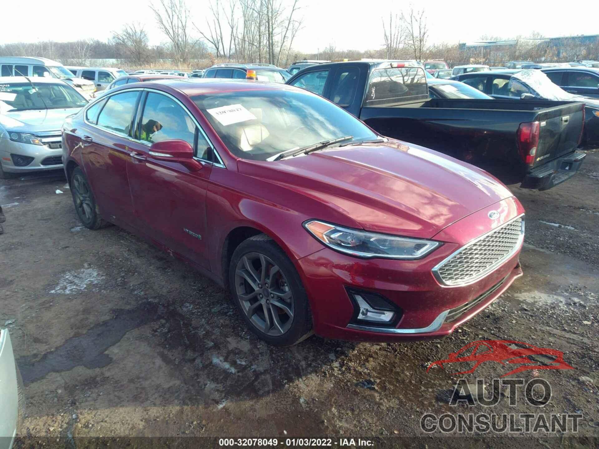 FORD FUSION HYBRID 2019 - 3FA6P0RU9KR137006