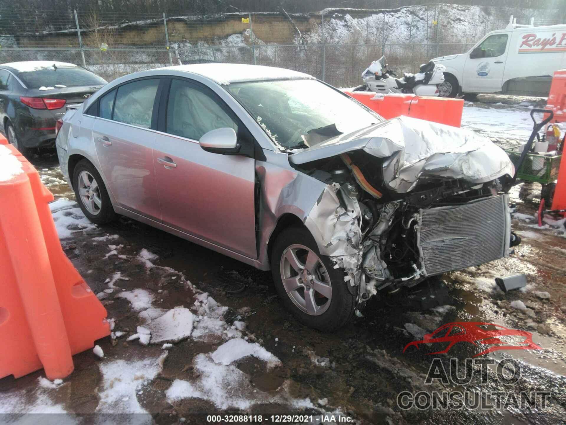 CHEVROLET CRUZE LIMITED 2016 - 1G1PE5SB0G7151278