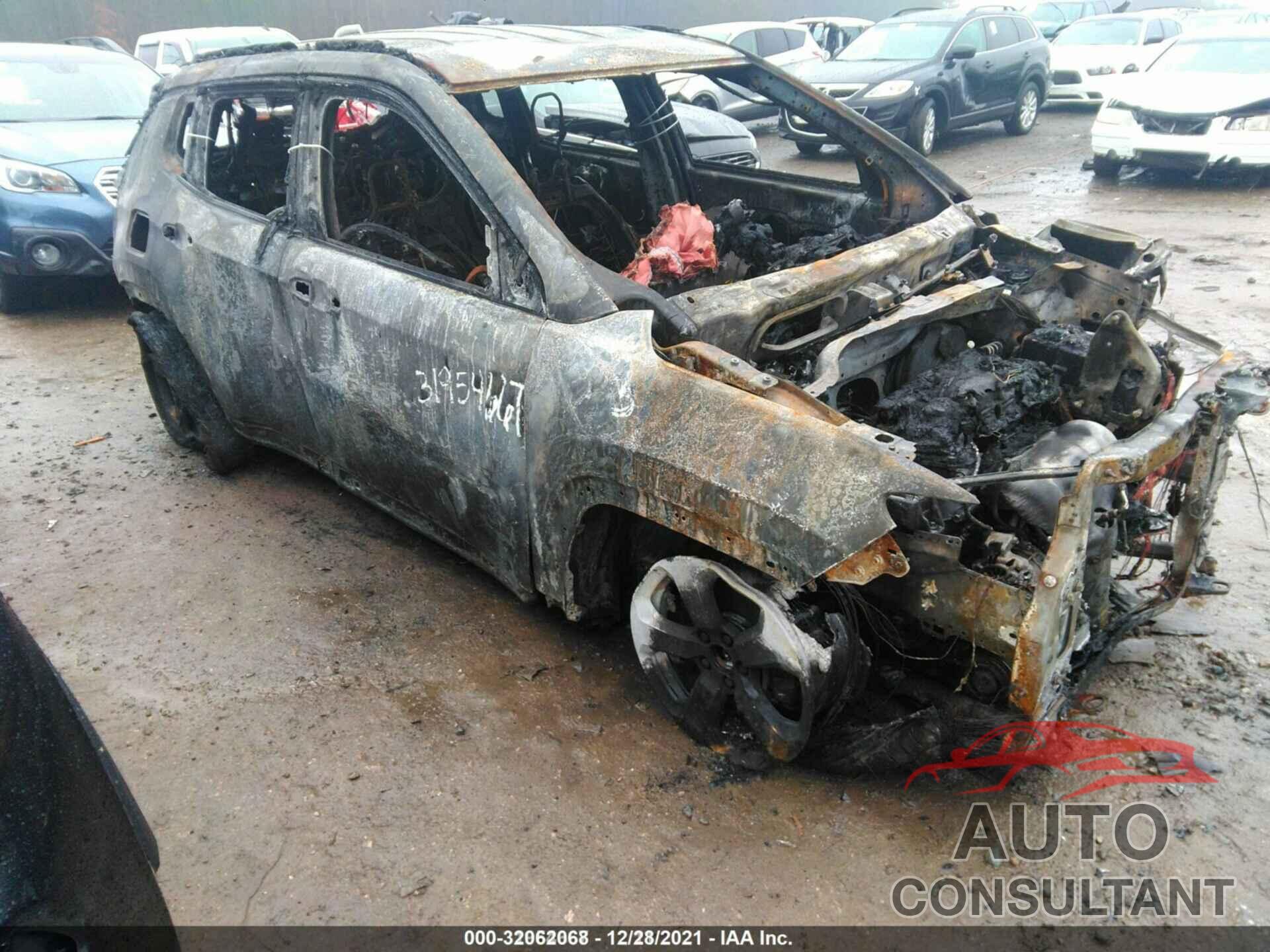 JEEP COMPASS 2020 - 3C4NJCBB0LT130385