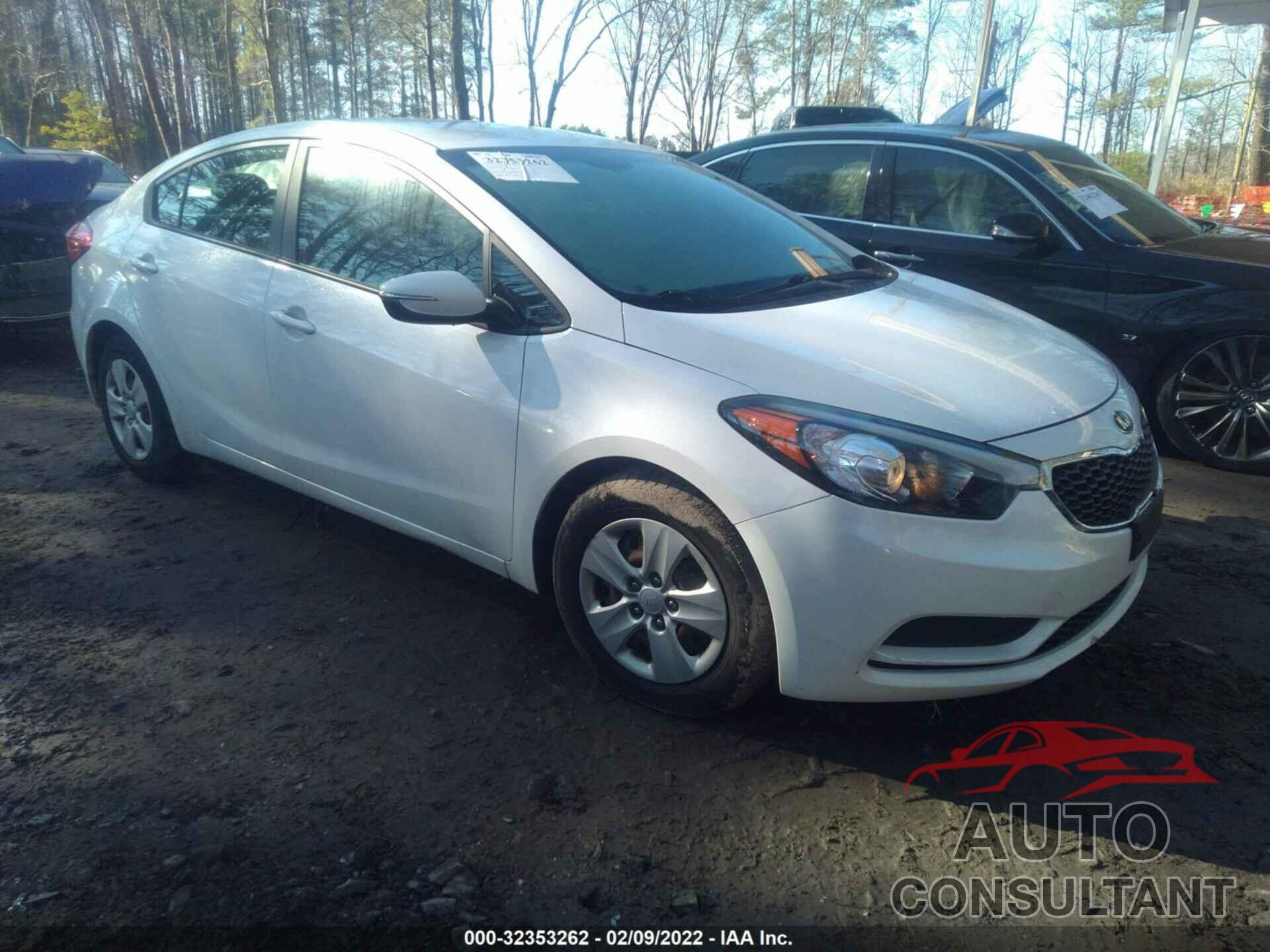 KIA FORTE 2016 - KNAFX4A68G5524104