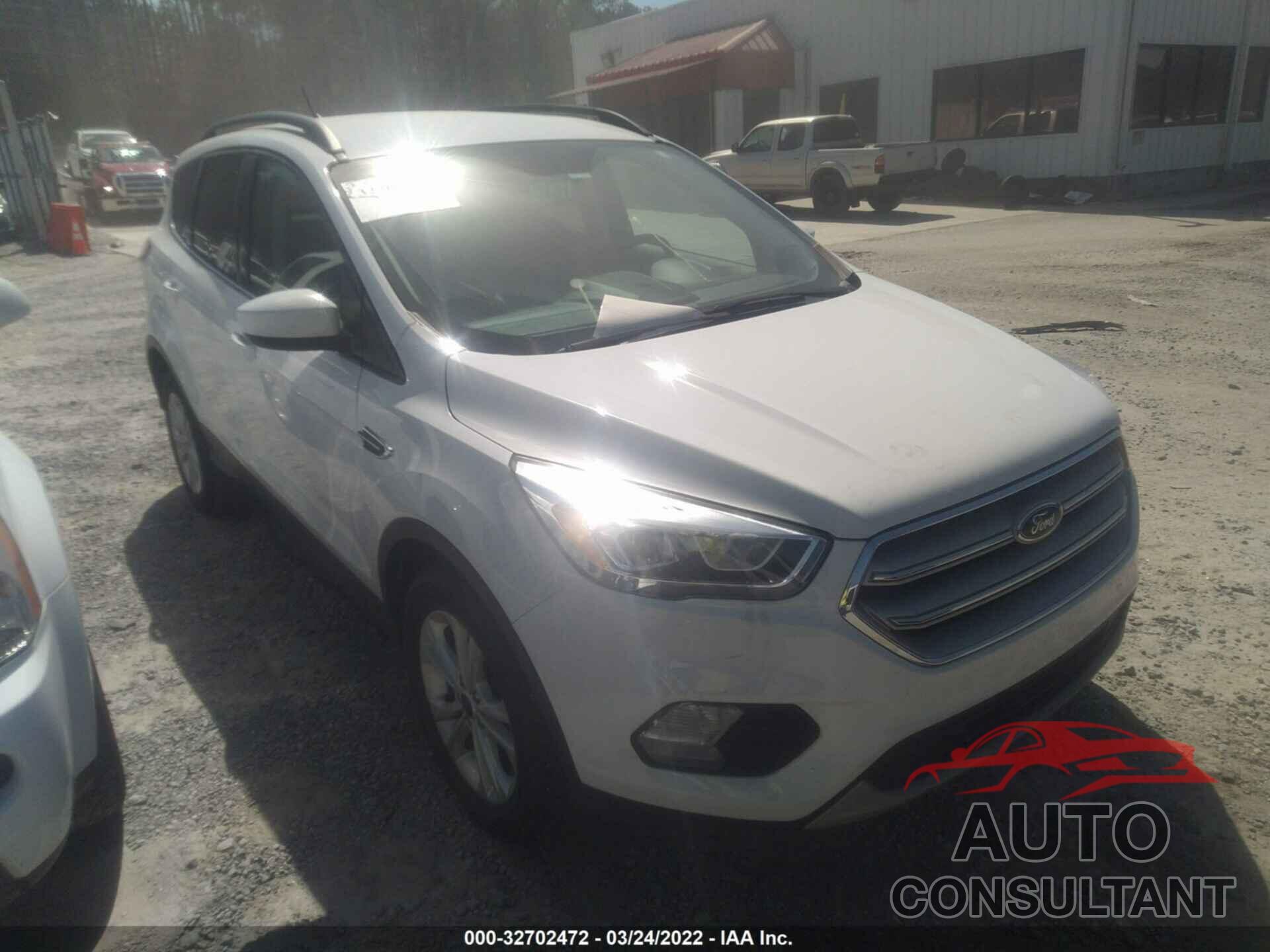 FORD ESCAPE 2018 - 1FMCU0HD7JUA58301
