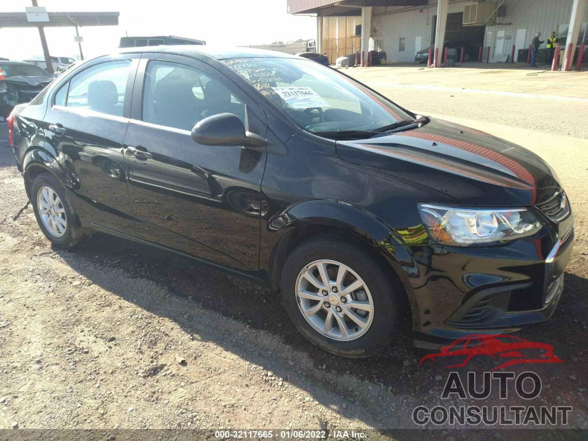 CHEVROLET SONIC 2020 - 1G1JD5SB7L4138581
