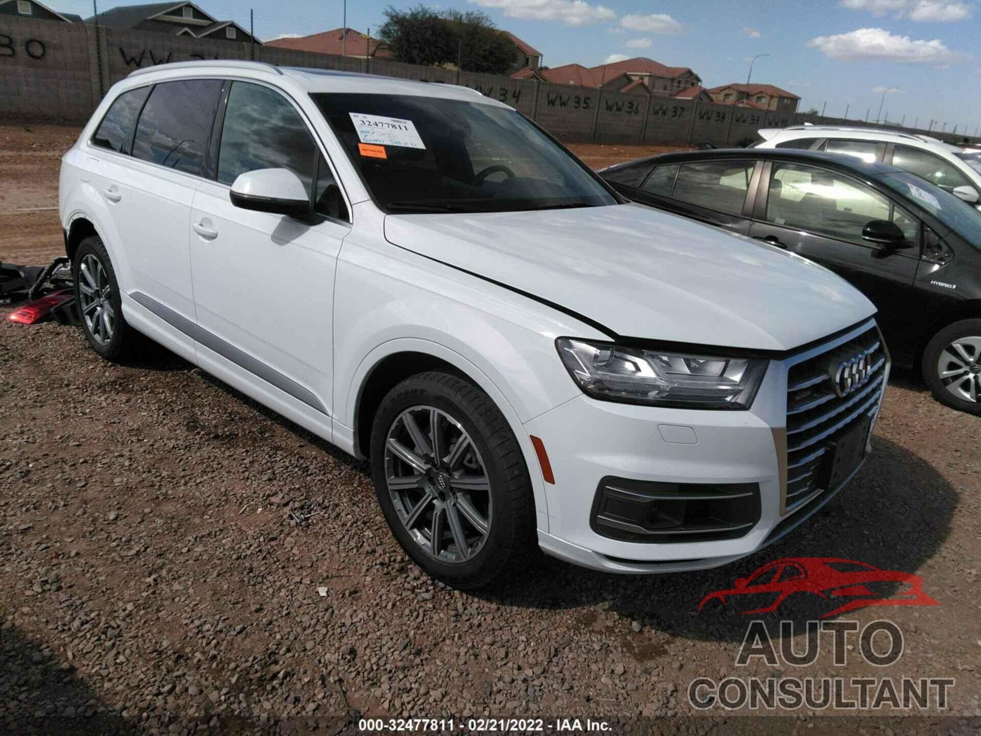 AUDI Q7 2018 - WA1LAAF7XJD039591