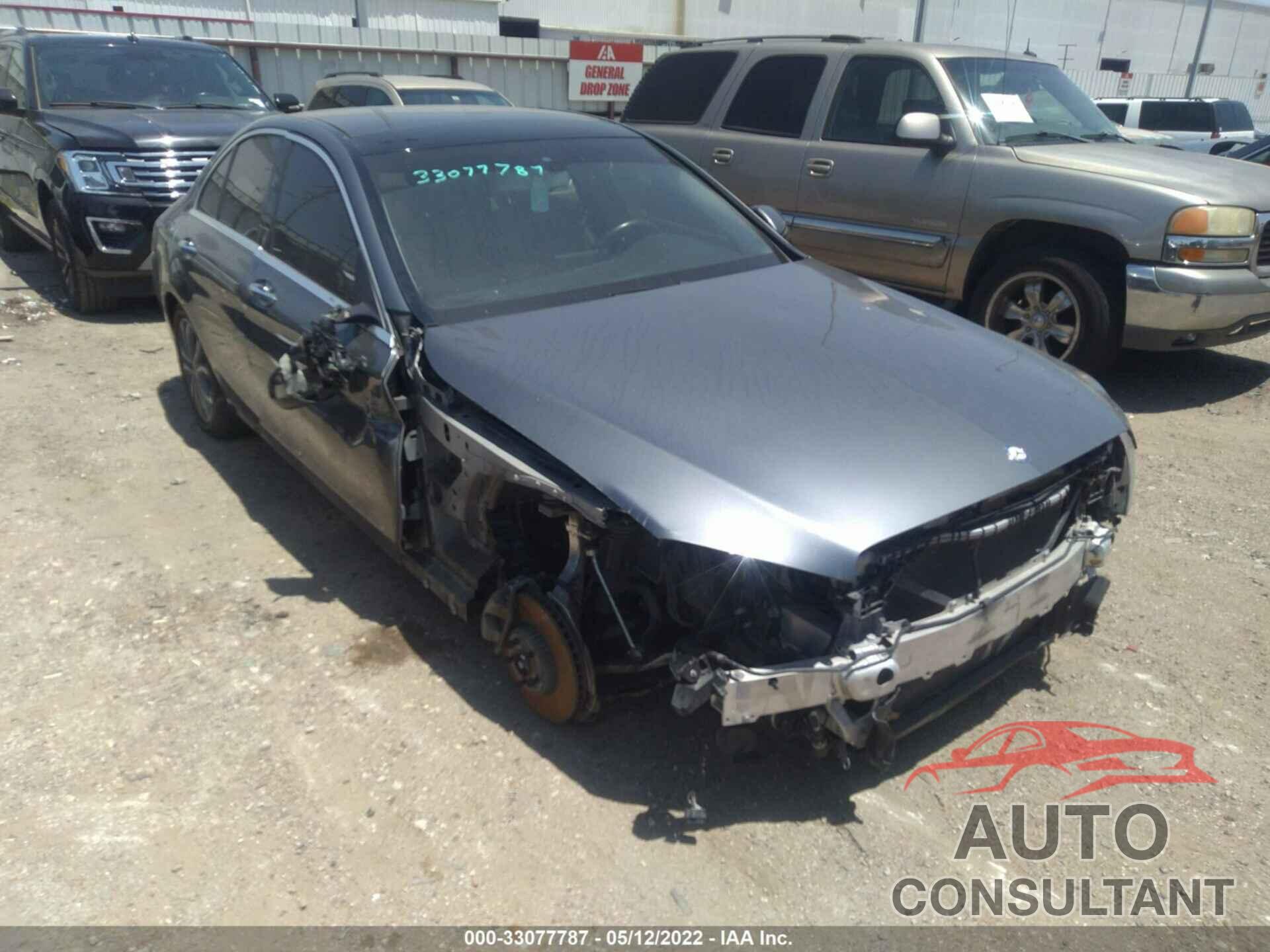 MERCEDES-BENZ C-CLASS 2017 - 55SWF4KB1HU213016