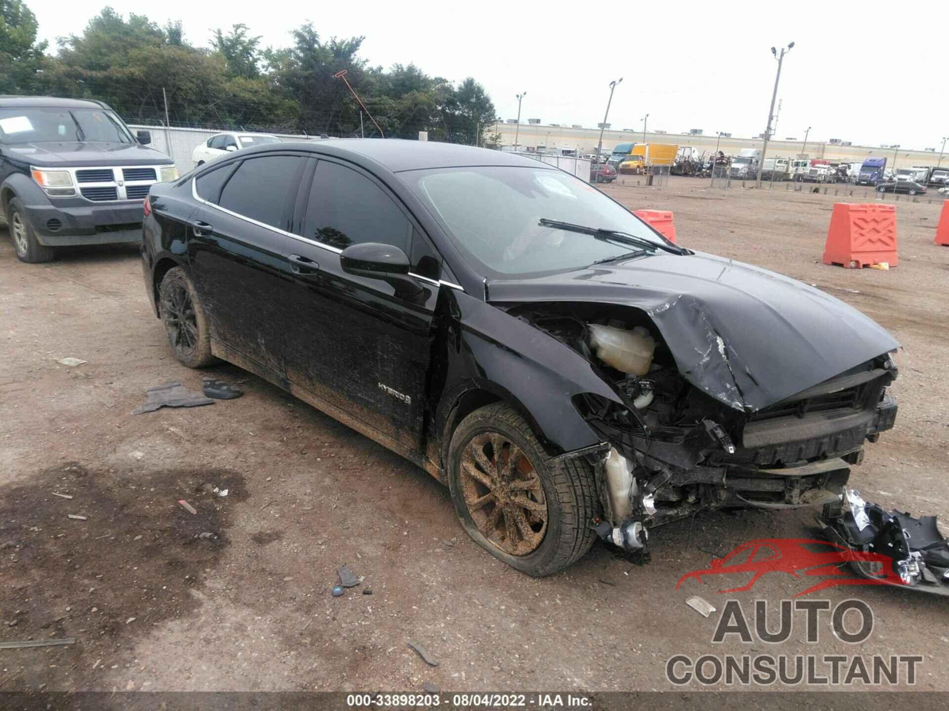 FORD FUSION HYBRID 2019 - 3FA6P0LU4KR207312