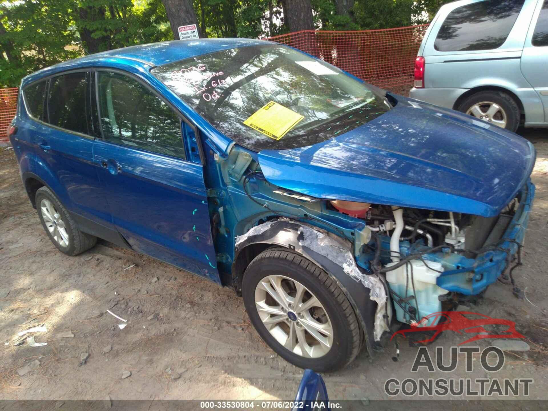 FORD ESCAPE 2017 - 1FMCU9GDXHUC41773