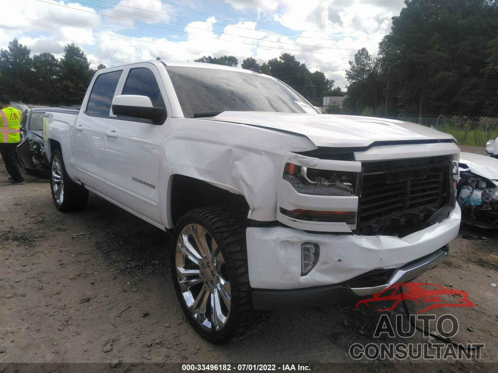 CHEVROLET SILVERADO 1500 2018 - 3GCUKREC7JG215780