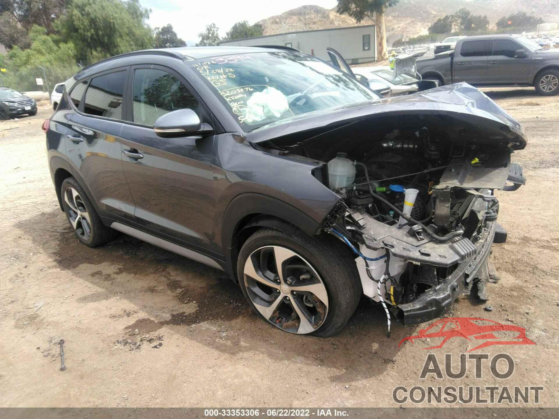 HYUNDAI TUCSON 2018 - KM8J33A23JU805073
