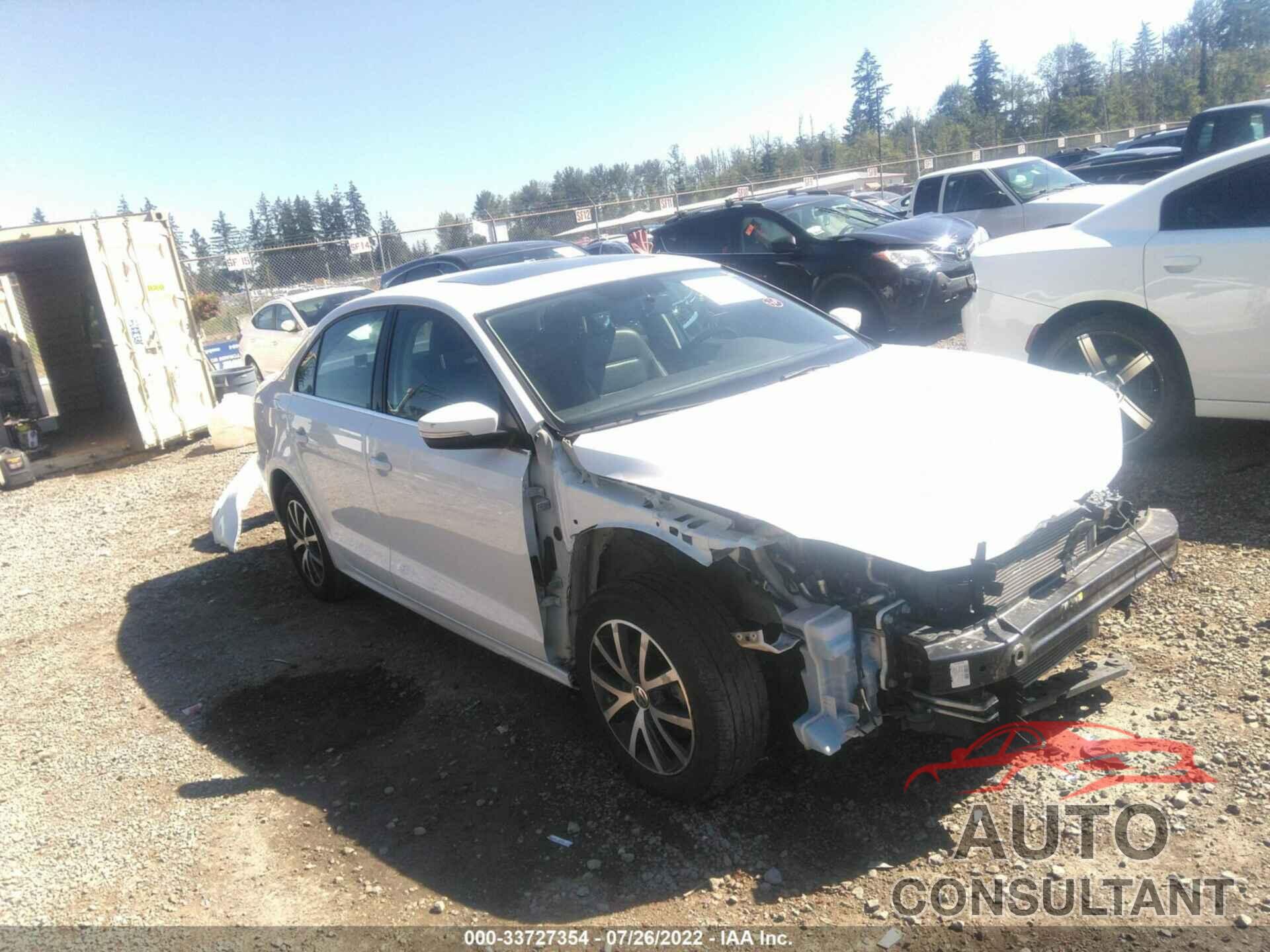 VOLKSWAGEN JETTA 2017 - 3VWDB7AJ9HM293141