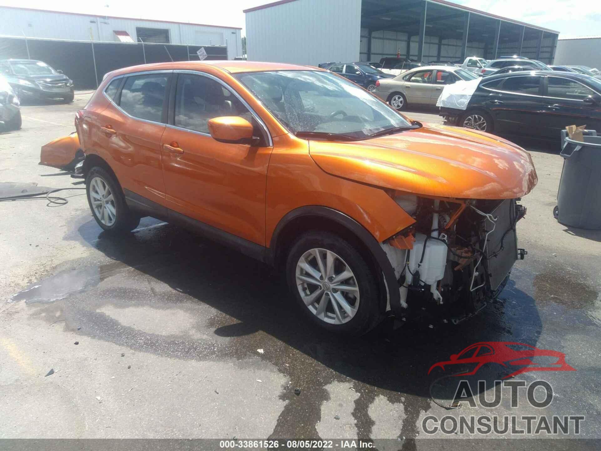 NISSAN ROGUE SPORT 2017 - JN1BJ1CP1HW010617