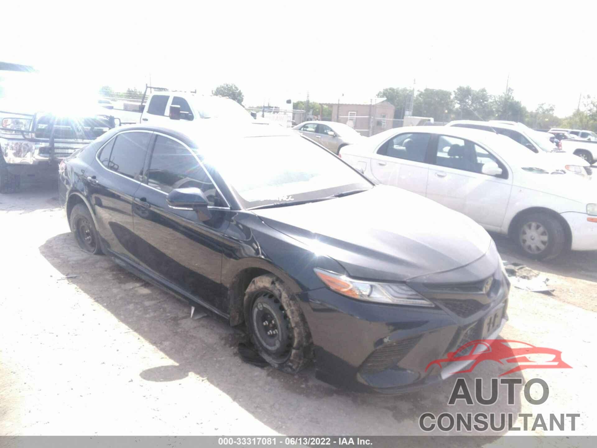 TOYOTA CAMRY 2018 - 4T1B61HK1JU613611