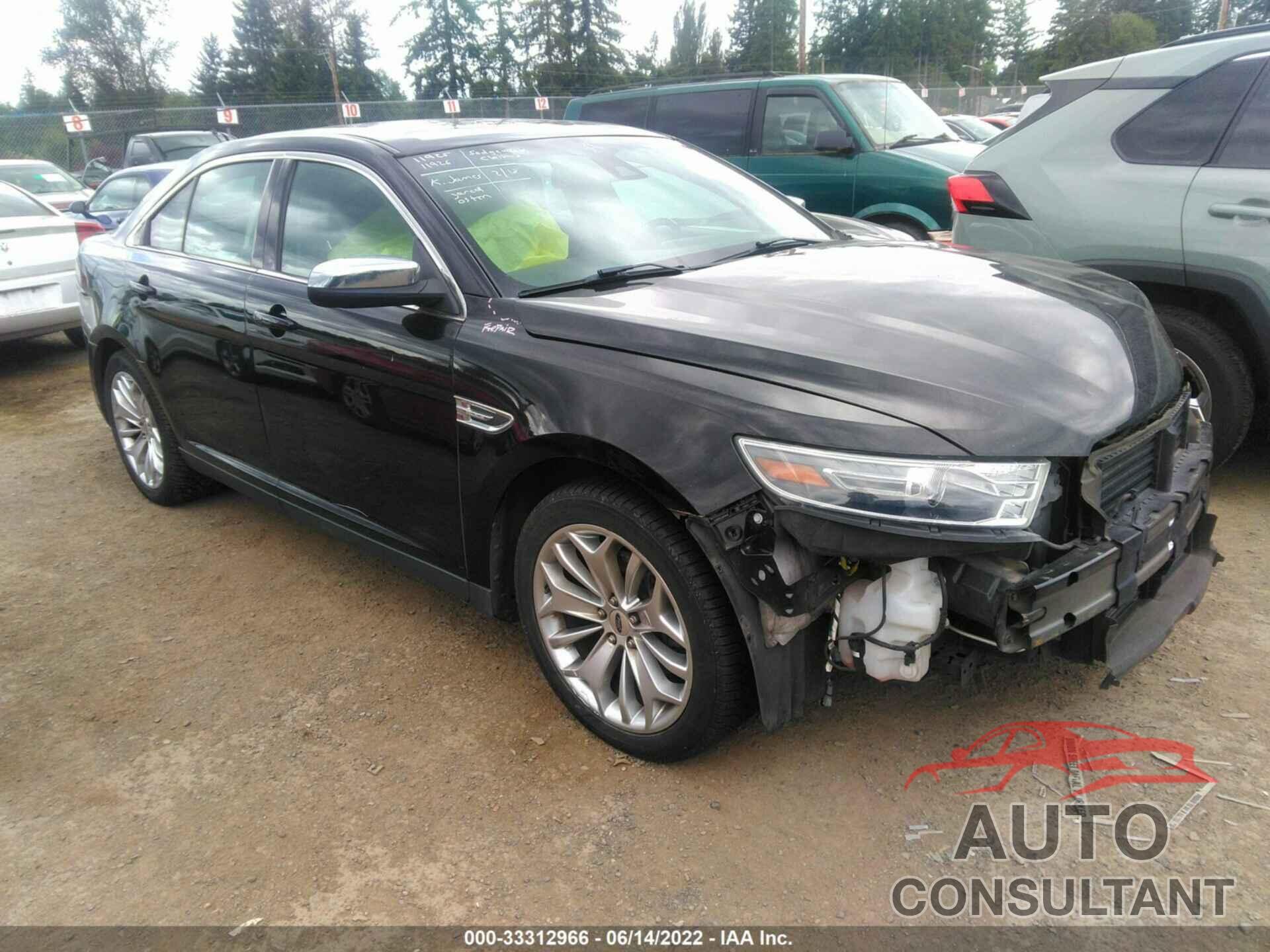 FORD TAURUS 2018 - 1FAHP2F82JG112840