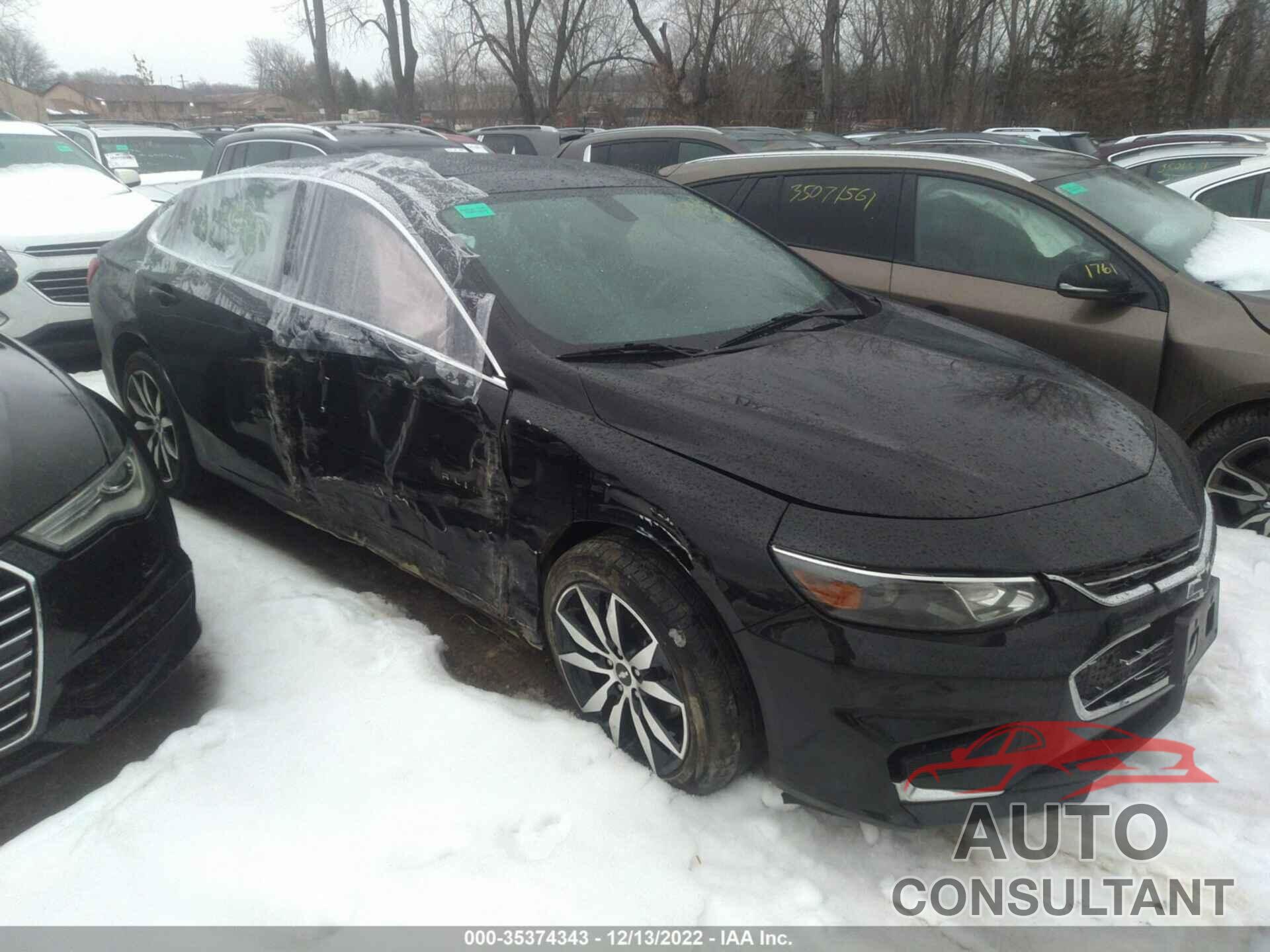 CHEVROLET MALIBU 2017 - 1G1ZE5ST8HF217410
