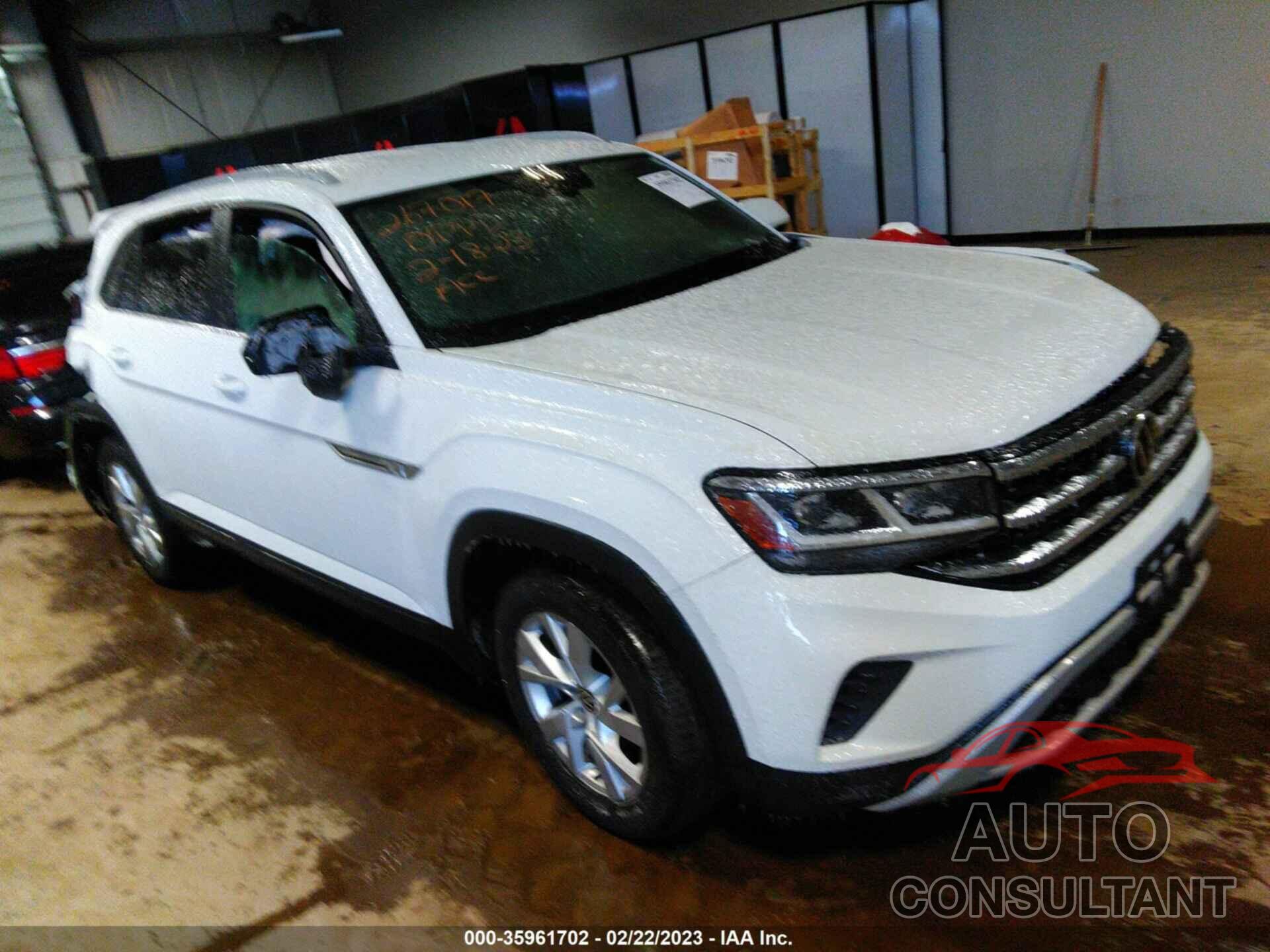 VOLKSWAGEN ATLAS CROSS SPORT 2021 - 1V2GC2CA8MC210855