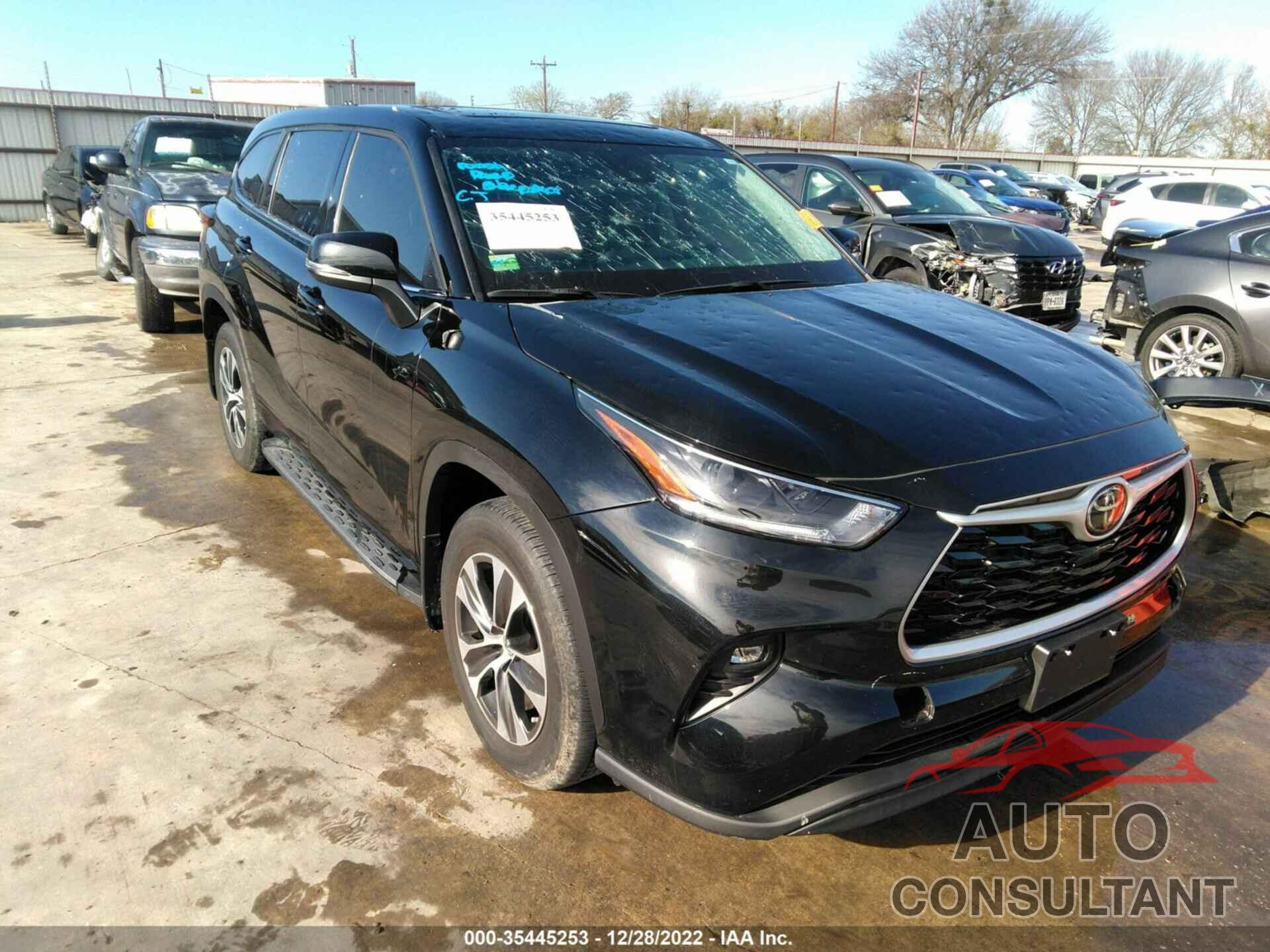 TOYOTA HIGHLANDER 2021 - 5TDGZRBH6MS135949