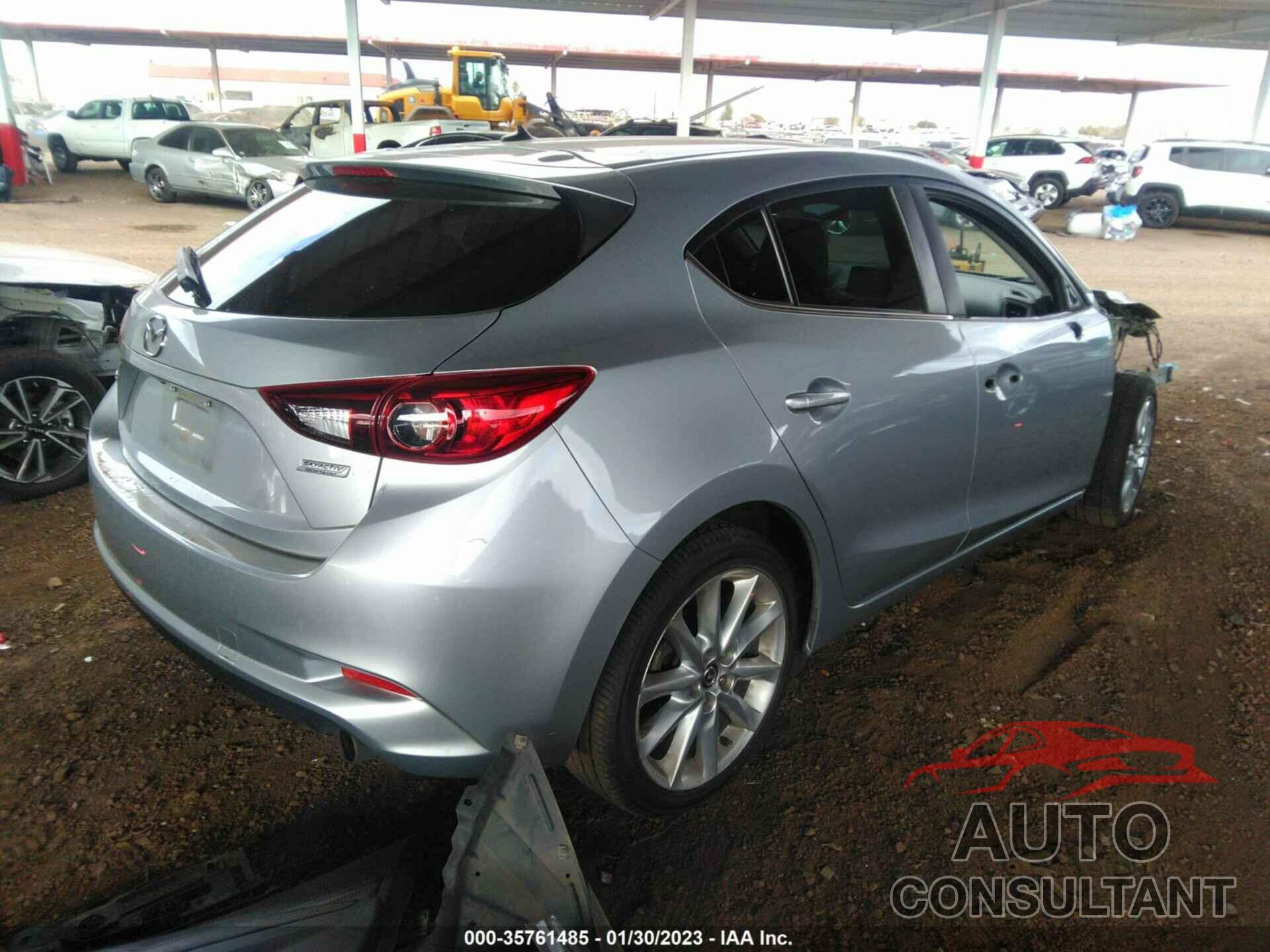 MAZDA MAZDA3 5-DOOR 2017 - 3MZBN1L79HM117204