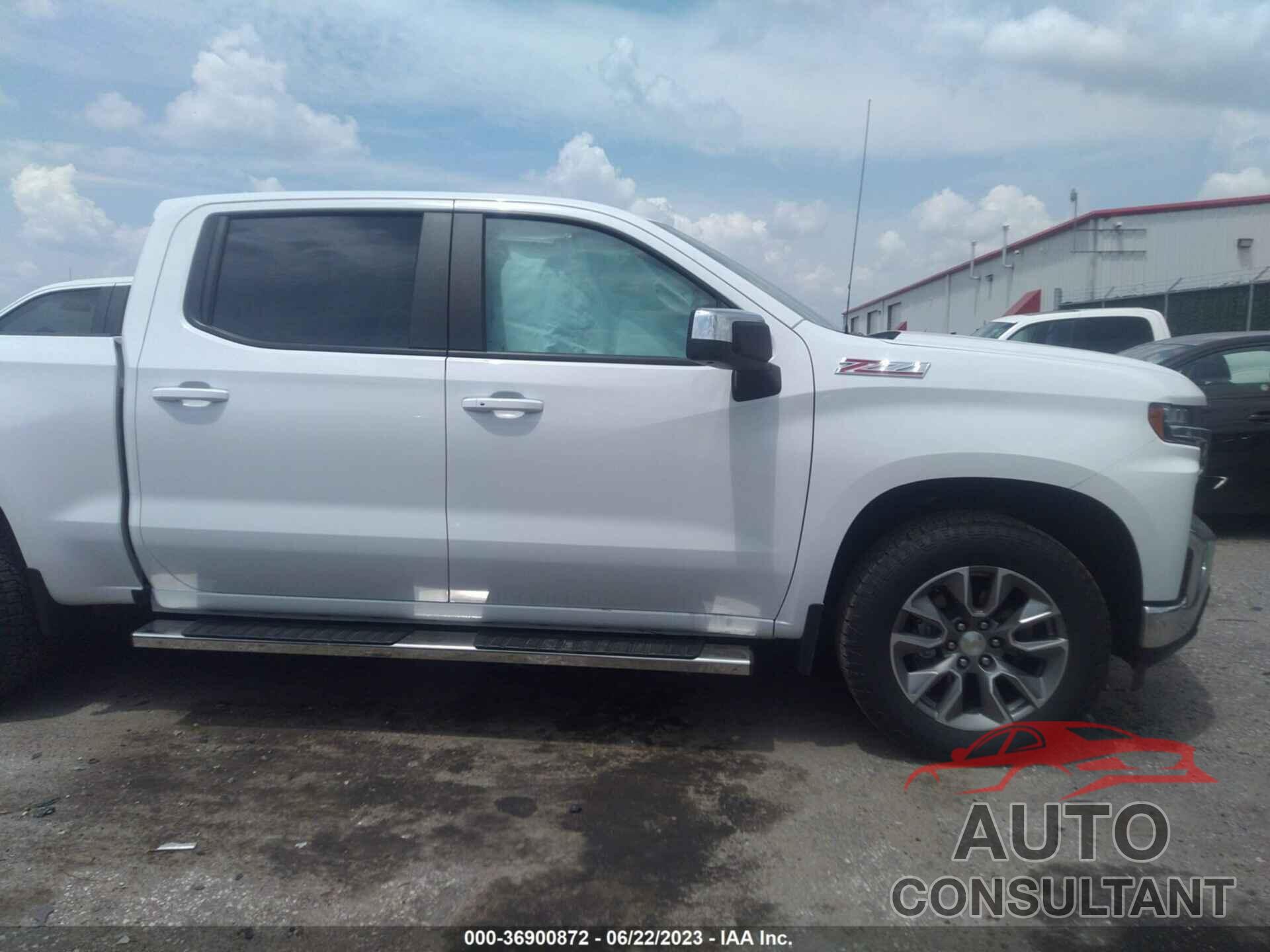 CHEVROLET SILVERADO 1500 LTD 2022 - 1GCUYDEDXNZ103068