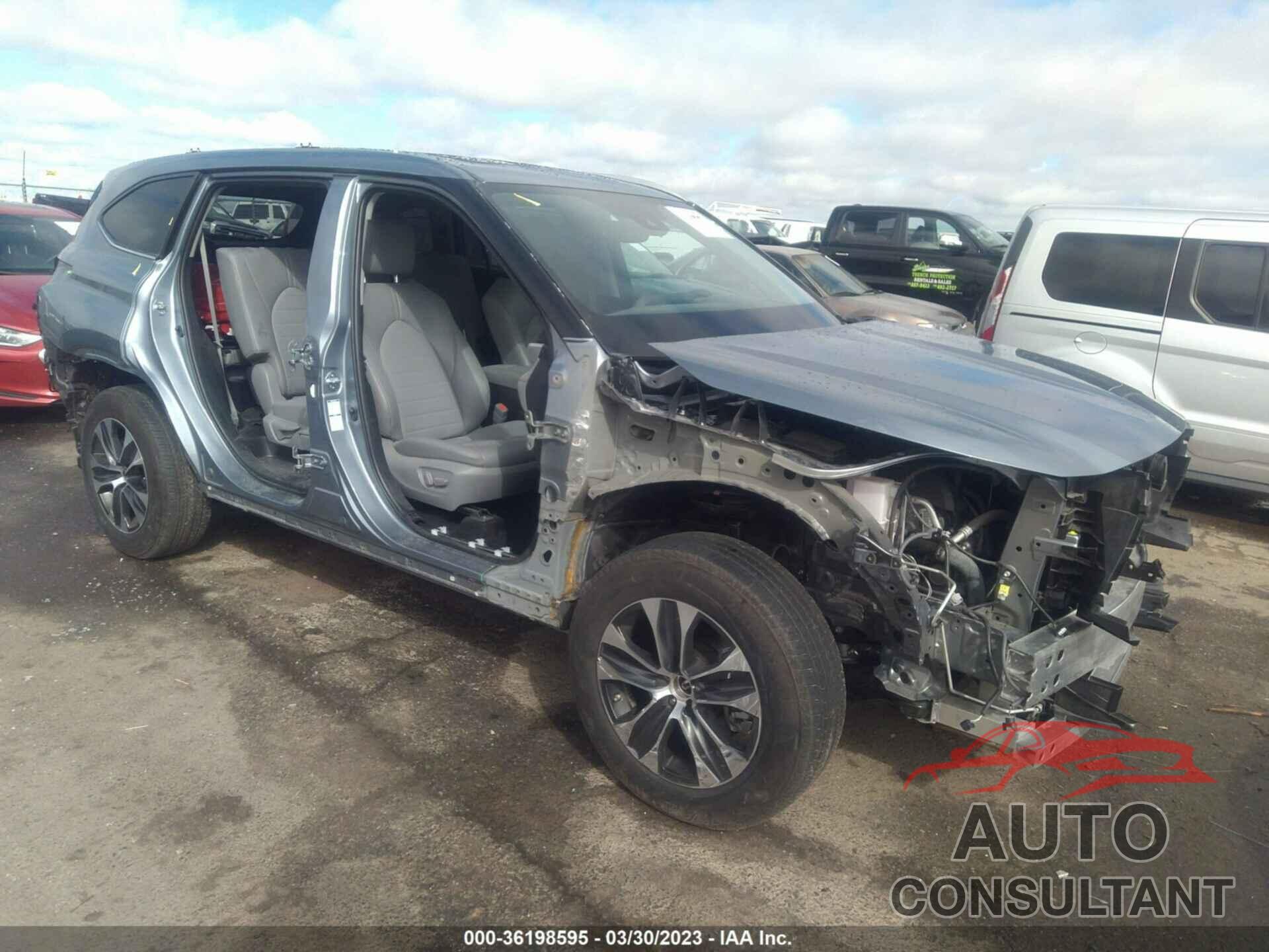 TOYOTA HIGHLANDER 2022 - 5TDHZRBH7NS171901