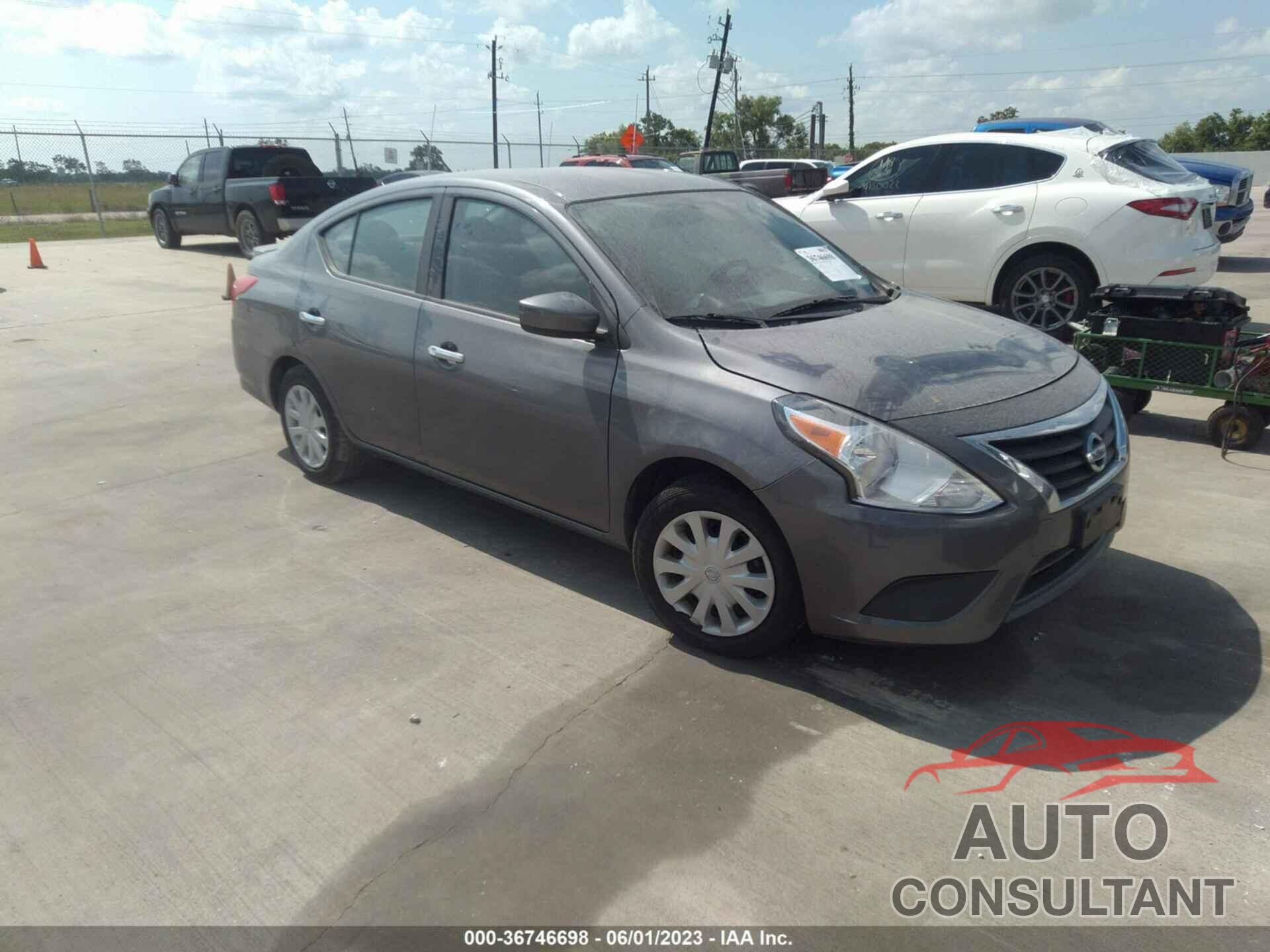 NISSAN VERSA 2019 - 3N1CN7AP7KL802895