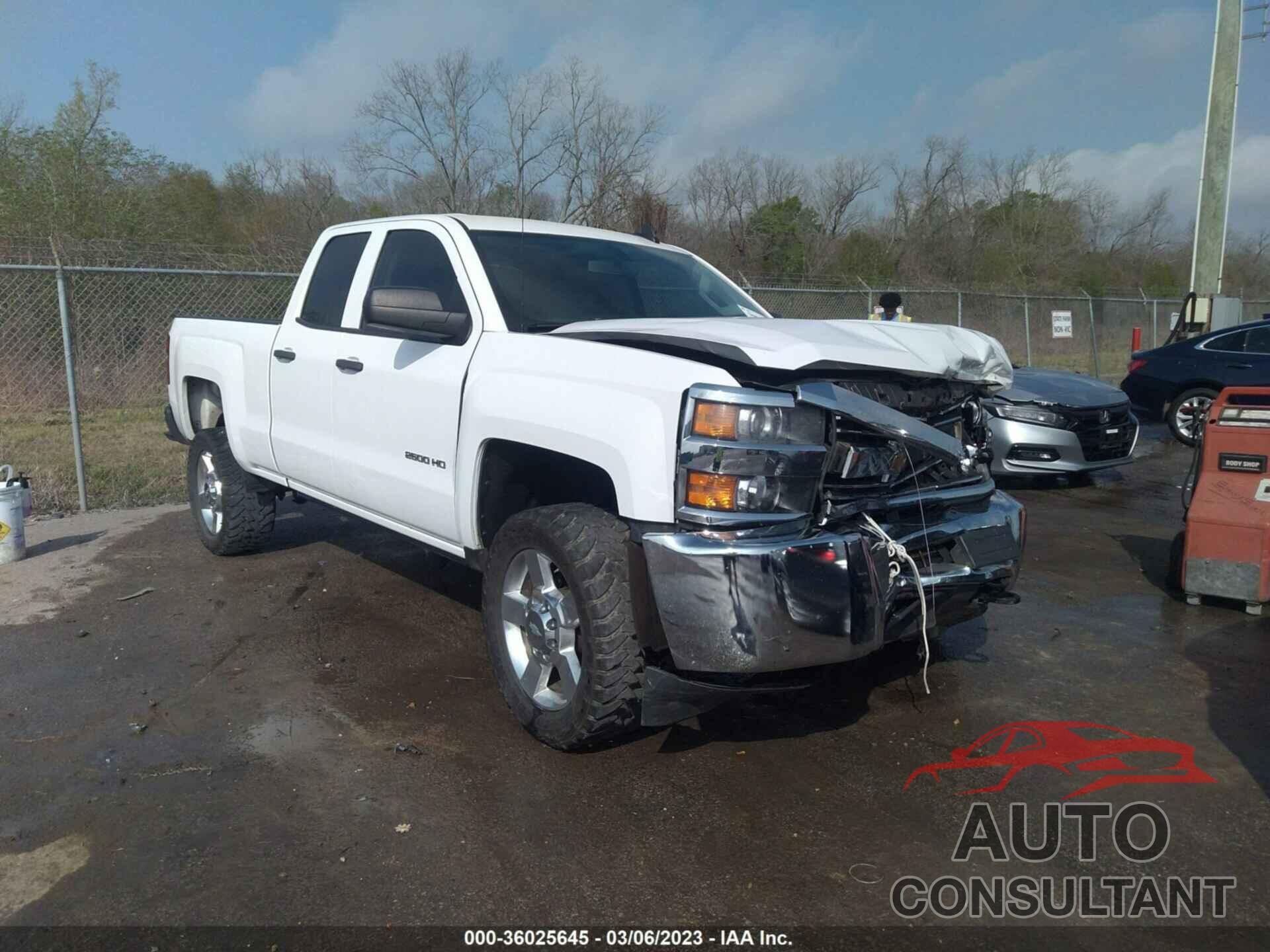 CHEVROLET SILVERADO 2500HD 2015 - 1GC2CUEGXFZ558889